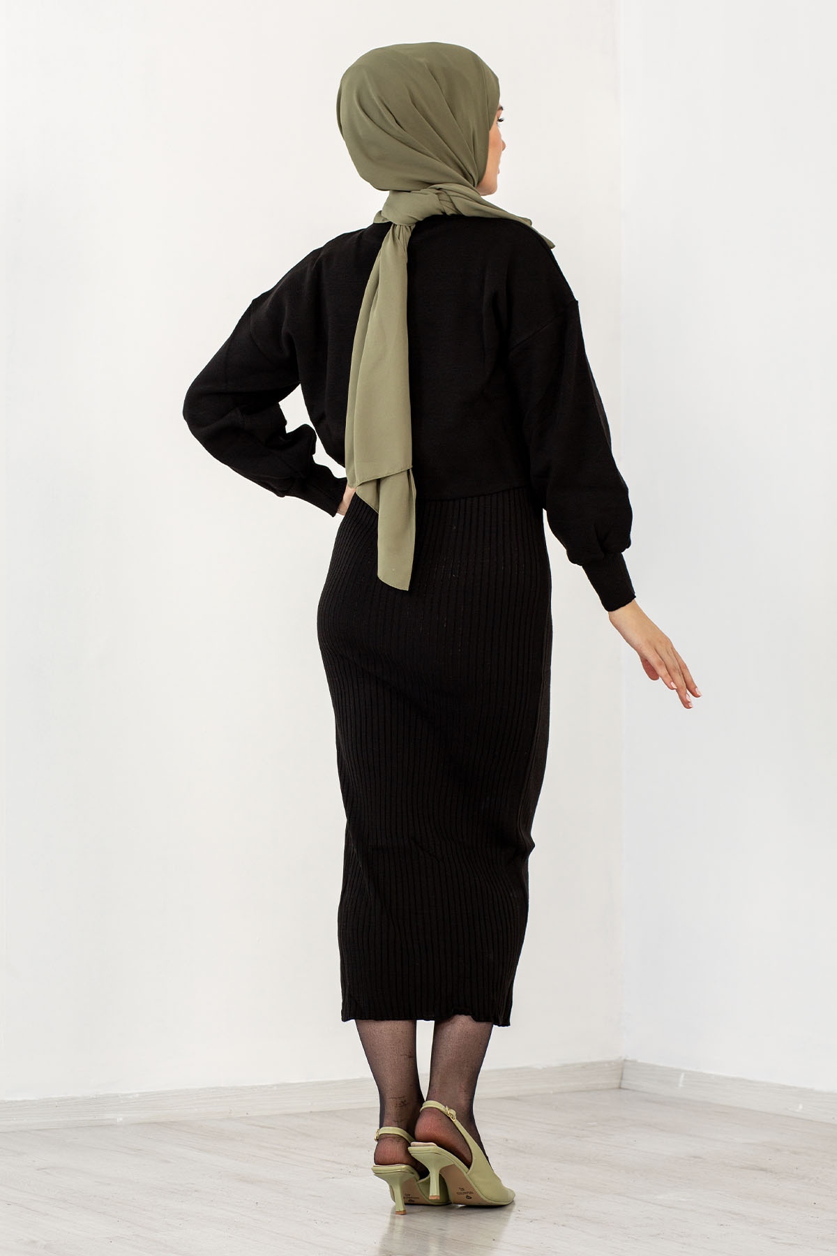 4029 Alti Duz Pileli Elbise Tek - Siyah - 6