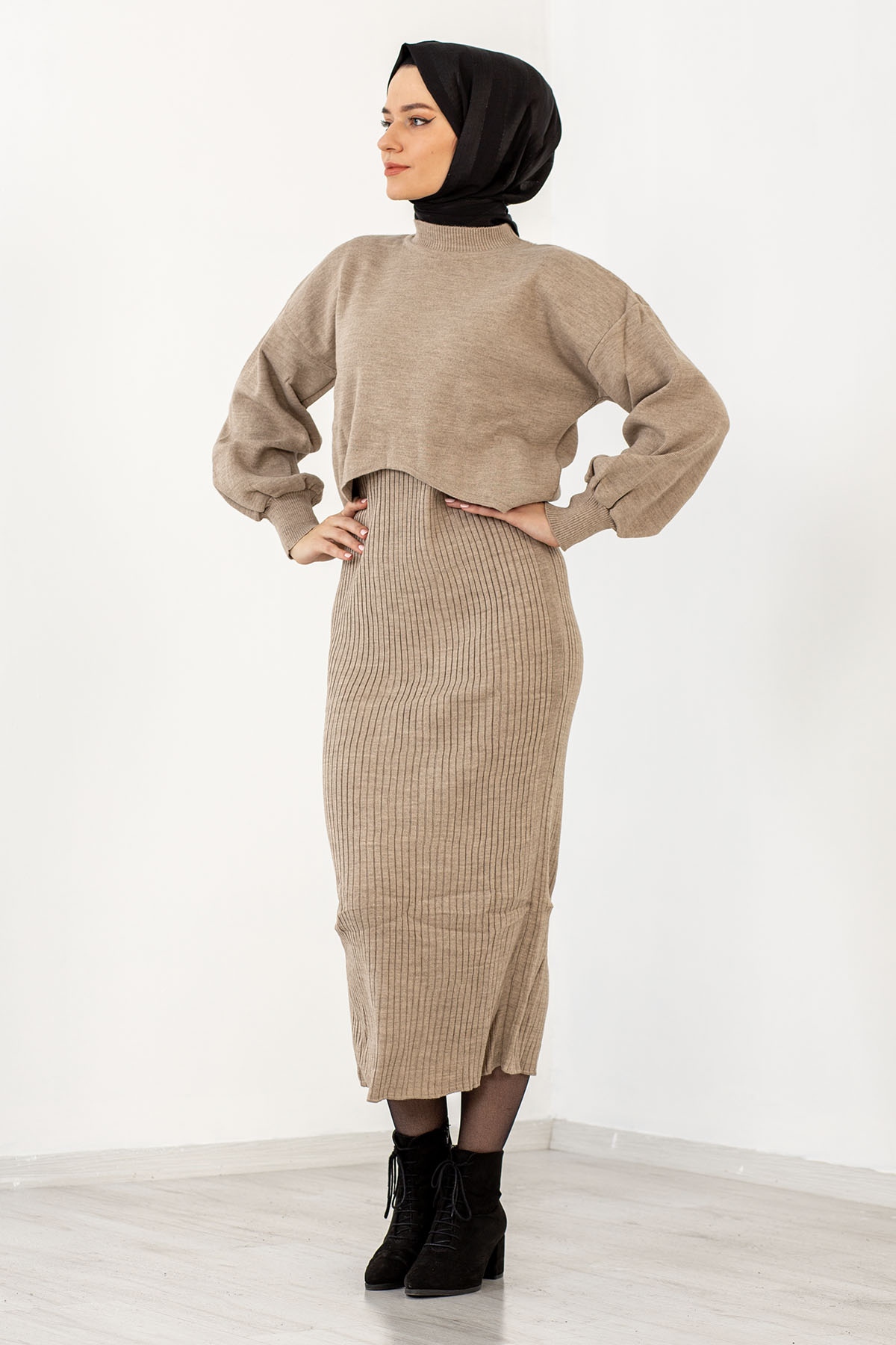 4029 Alti Duz Pileli Elbise Tek - Vizon - 4