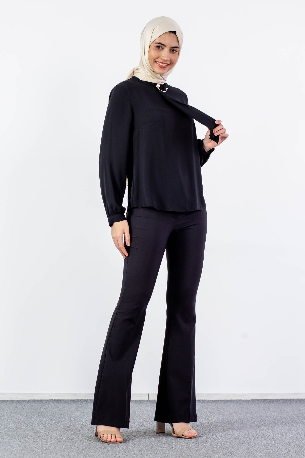 4100 Bluz 40-48 - Siyah - 4