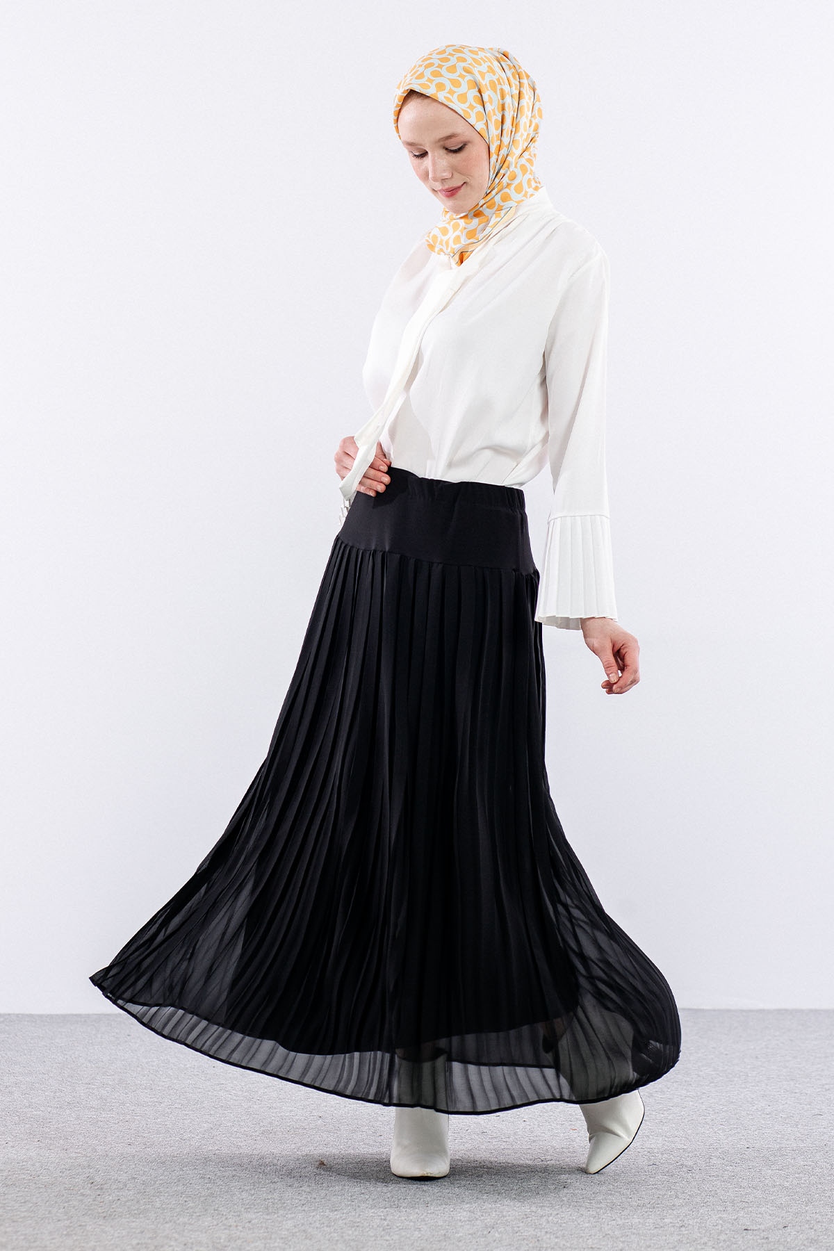 413 şfn Etek 1-6 G.plise - Siyah - 1