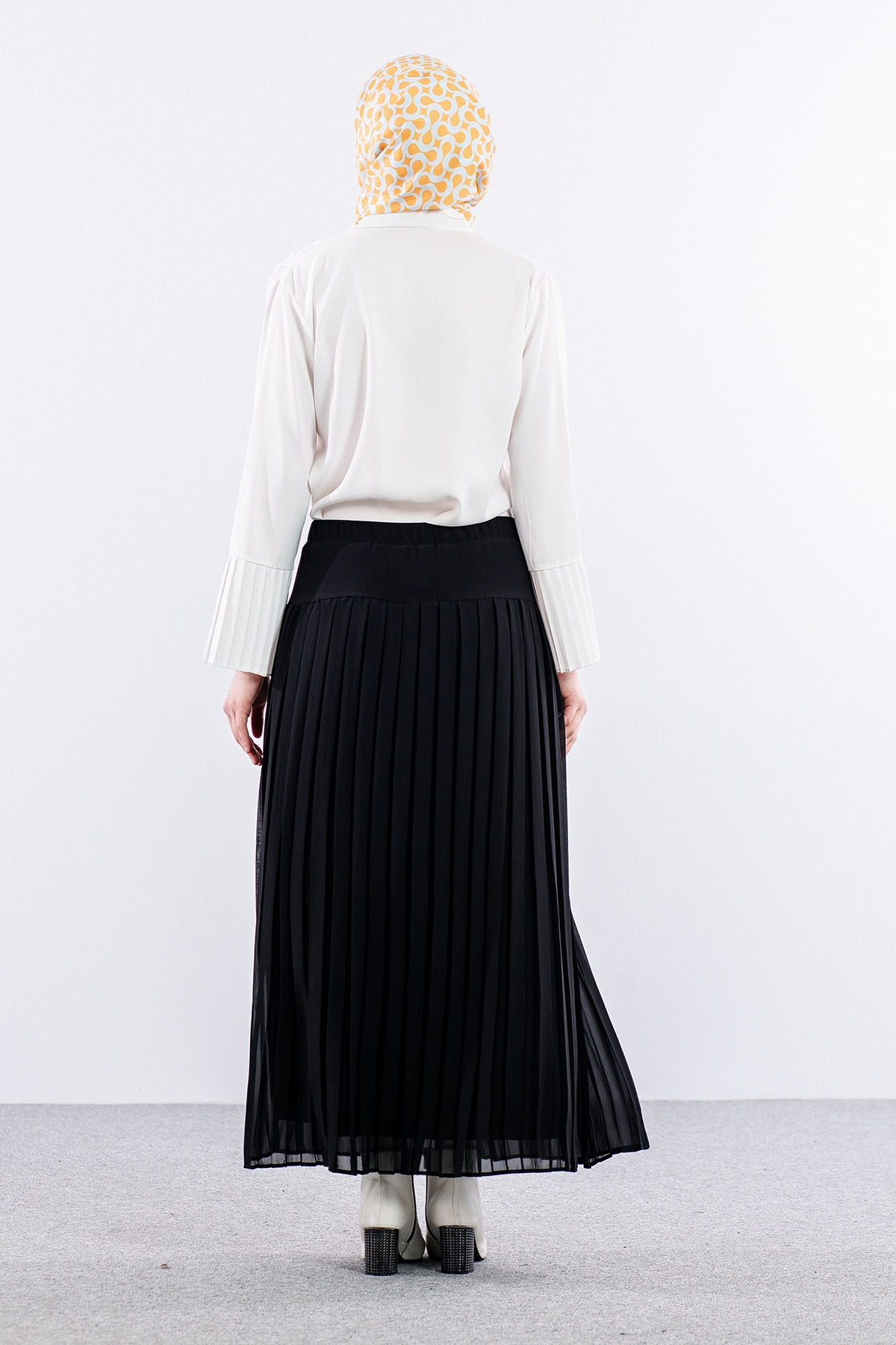 413 şfn Etek 1-6 G.plise - Siyah - 5