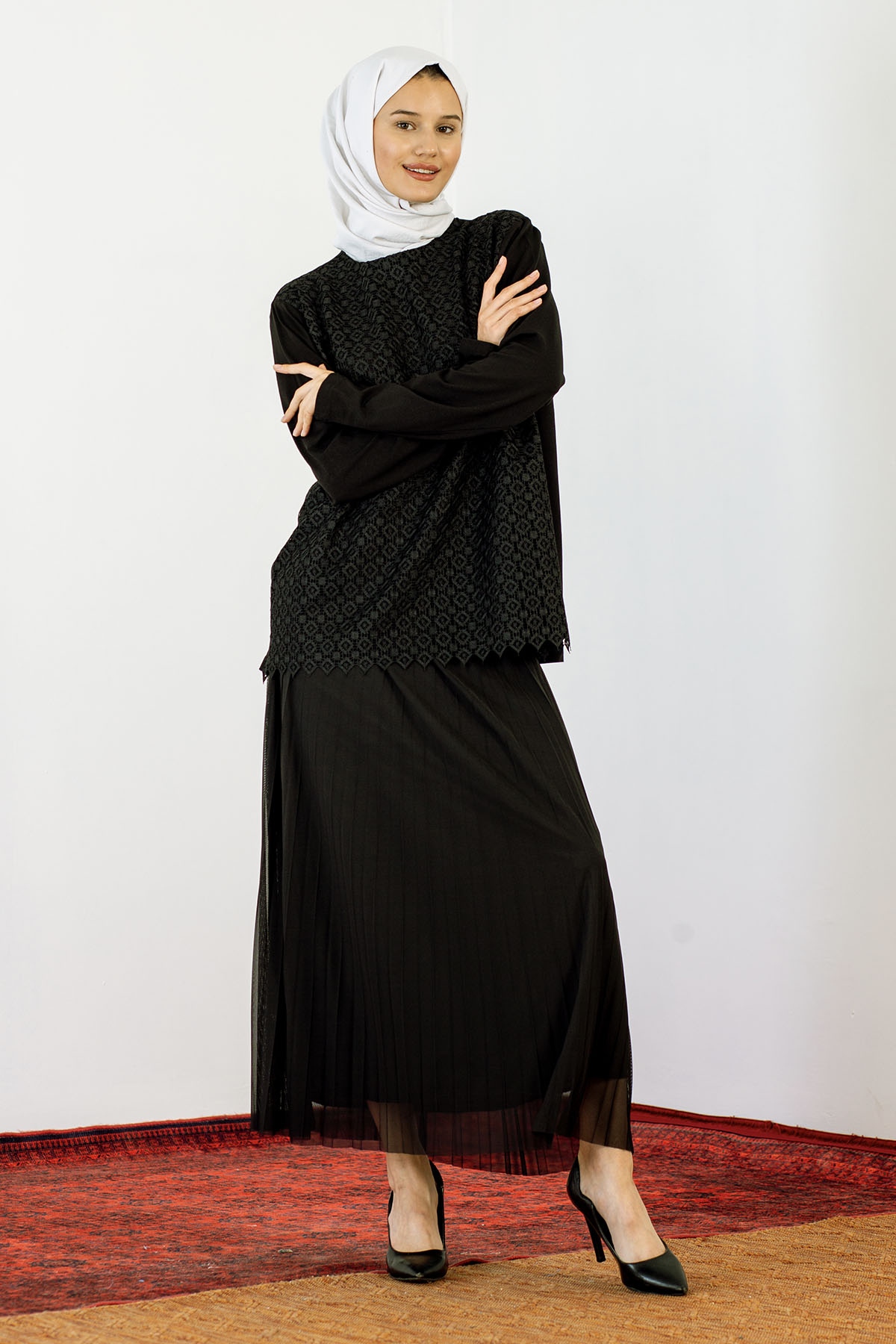 439 Güpürlü Tunik 1-6 - Siyah - 2