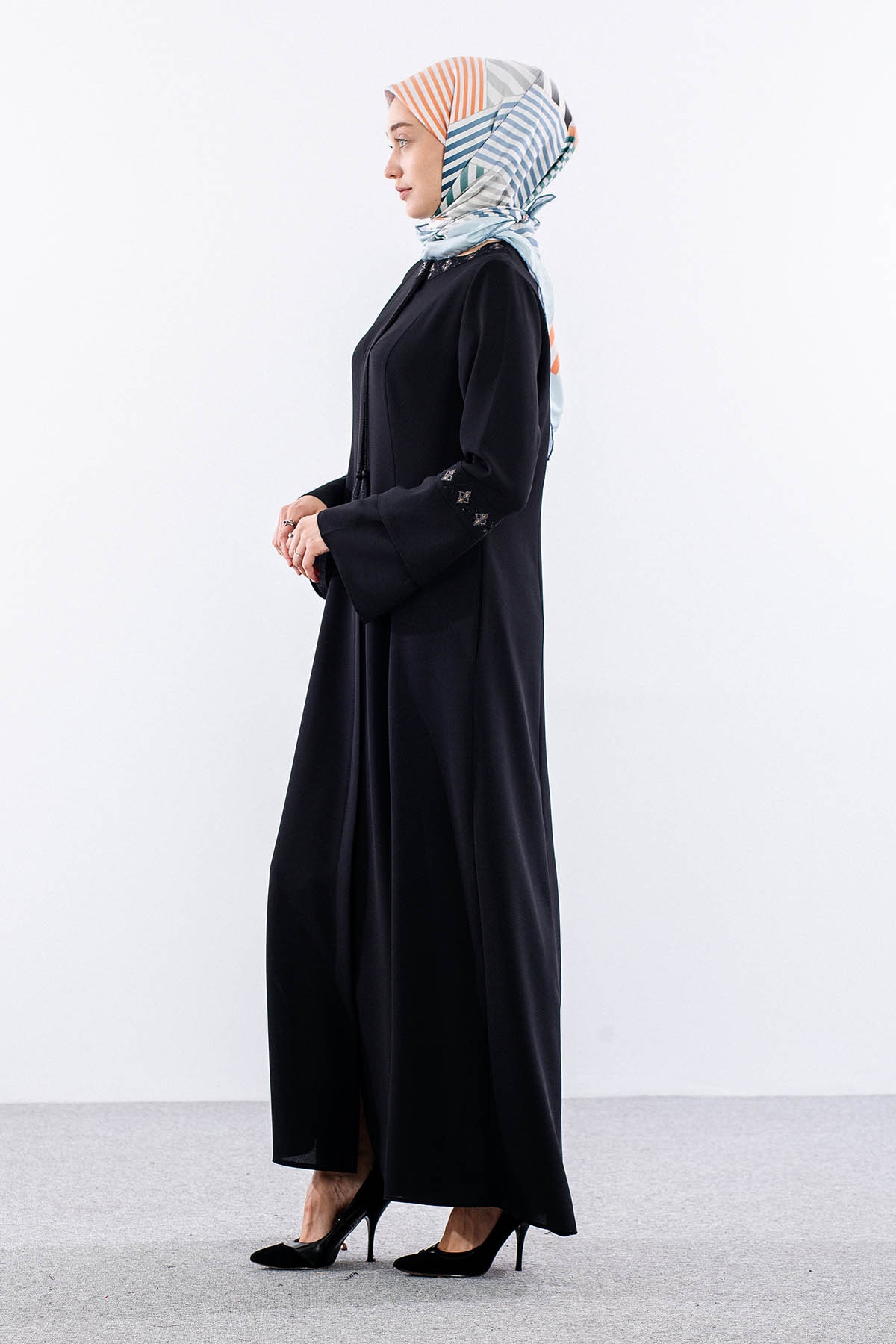 452 Ferace 44-54 Erva Petek Yaz Kumaş - Siyah - 3