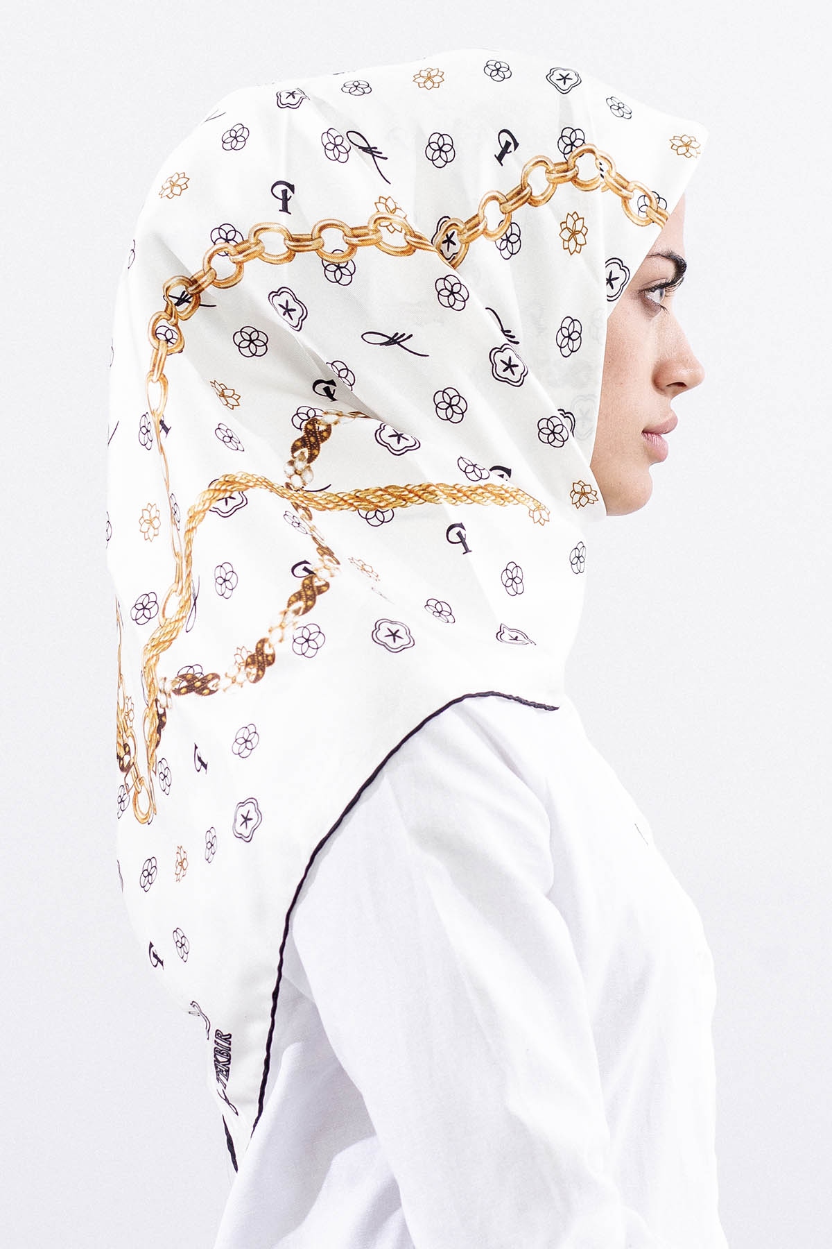 4638 Sura Eşarp Zincir - Krem - 3