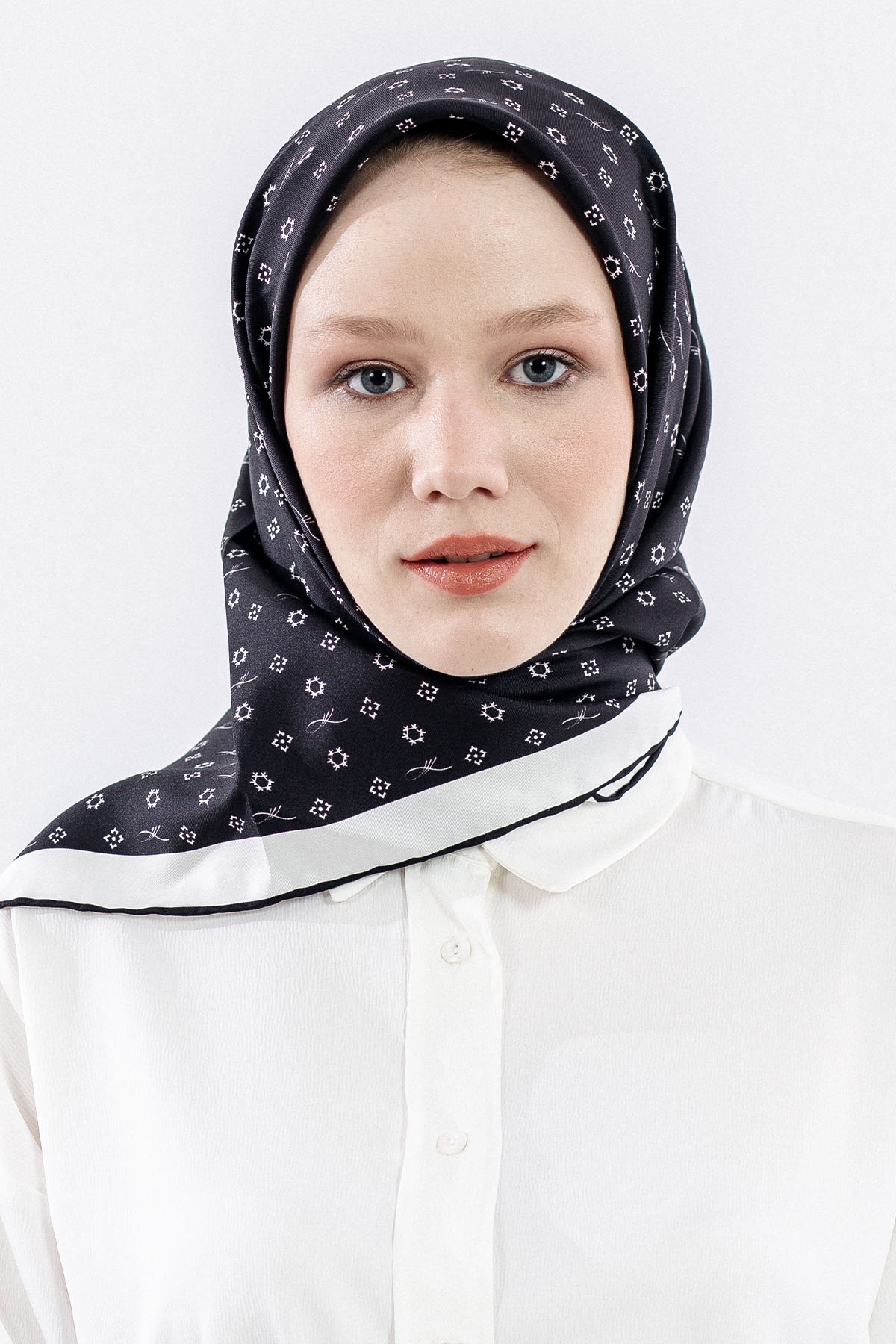 4639 Tvil İpek Eşarp - Siyah_beyaz - 1