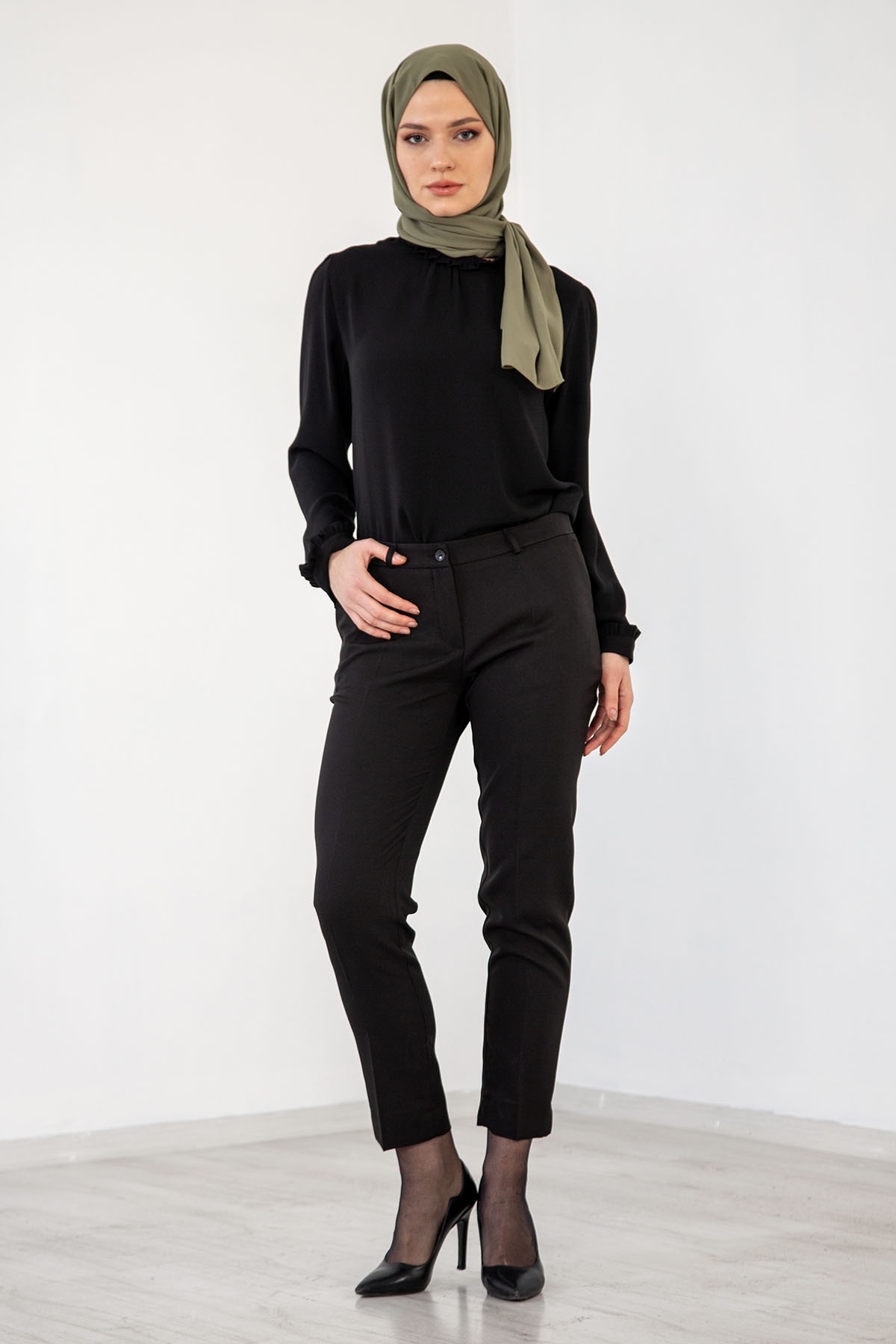 5001 Pantolon 40-50 - Siyah - 1