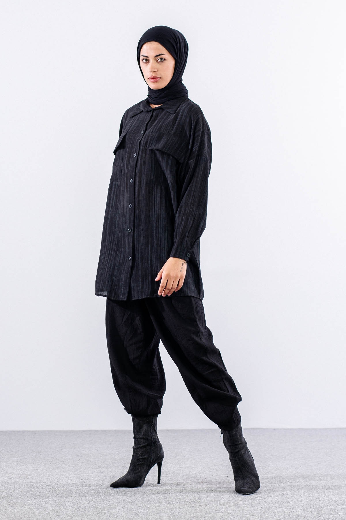 5004 Gömlek 42-44-46 Cep Detay - Siyah - 2