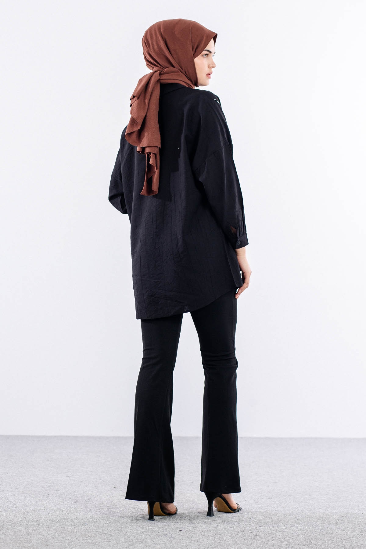 5005 Tunik 42-44-46 Taslı Detaylı - Siyah - 5