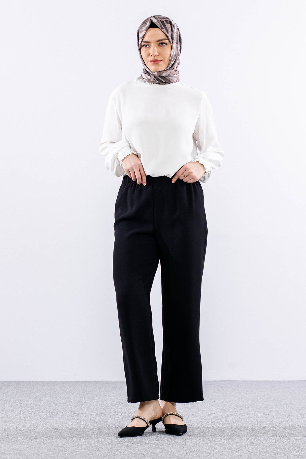 5015 Pantolon 40-50 - Siyah - - 1