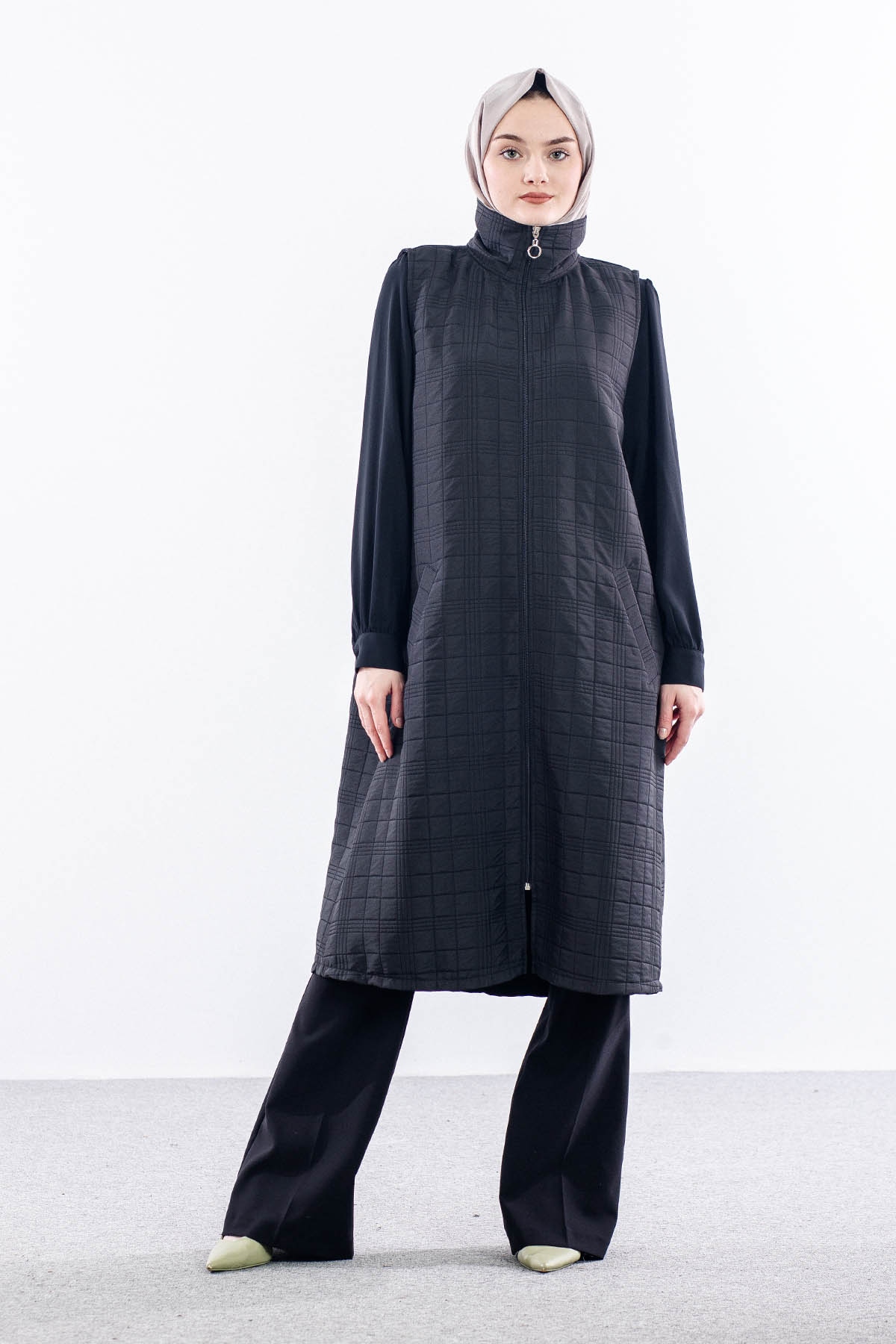 5016 Kapitone Yelek 42-48 - Siyah - 1