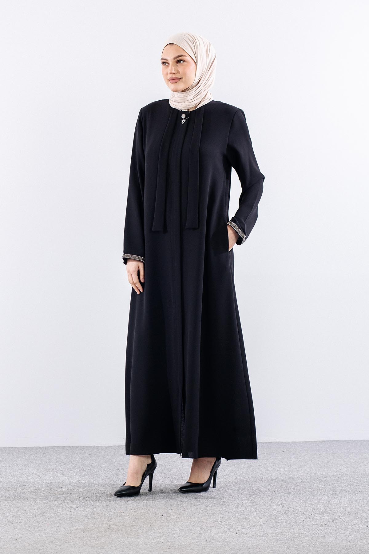 573 Ferace 46-56 Ayca Petek Kumas - Siyah - 3