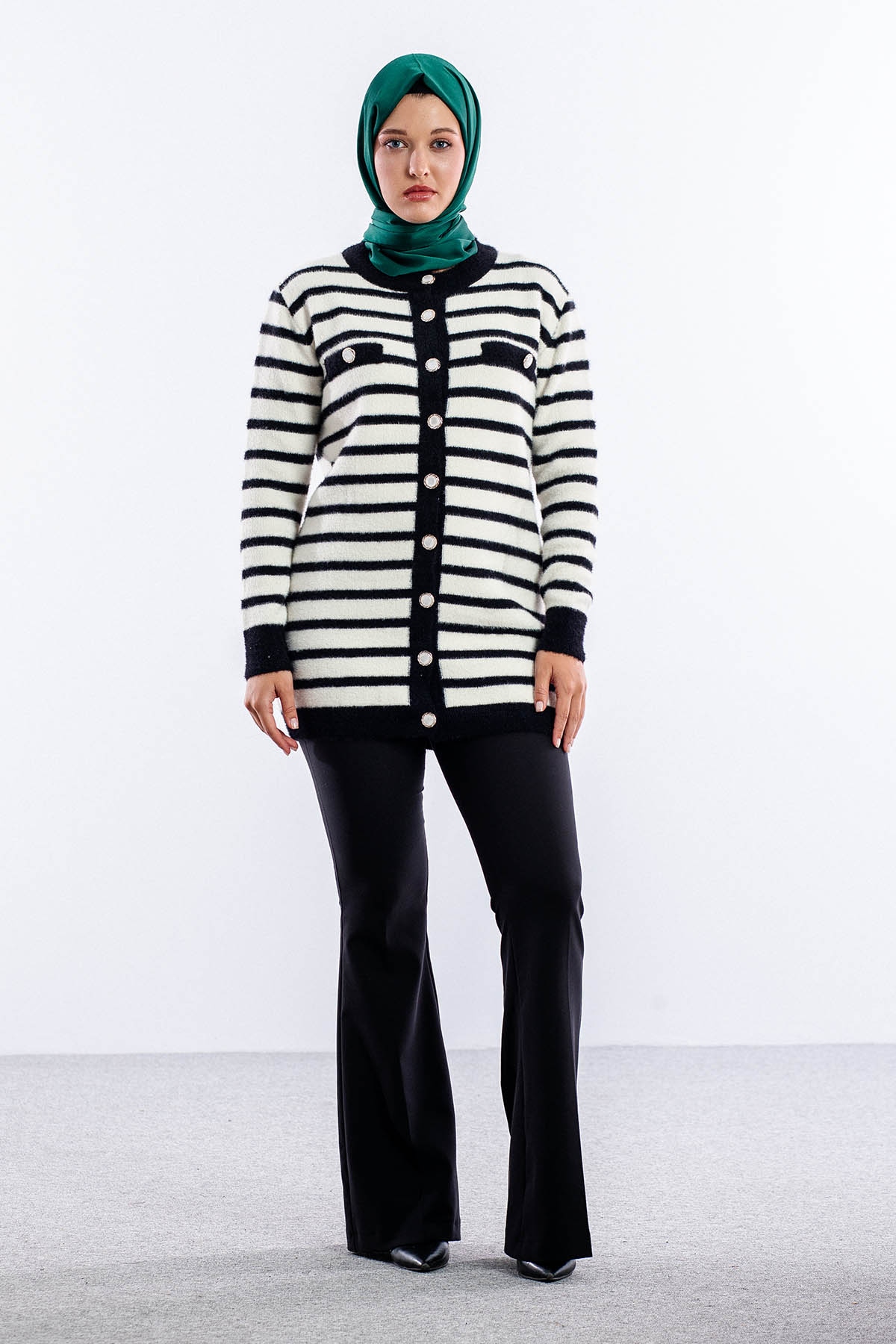 5733 Pelus Hirka Tek Cizgili - Siyah_ekru - 1