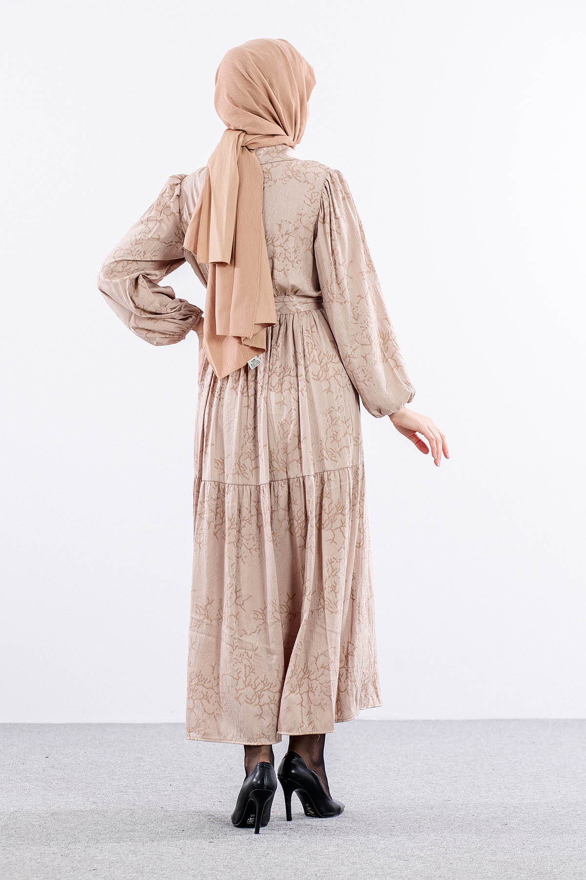 5916 çiçek Jakar Elbise 38-44 Saten - Bej - 5