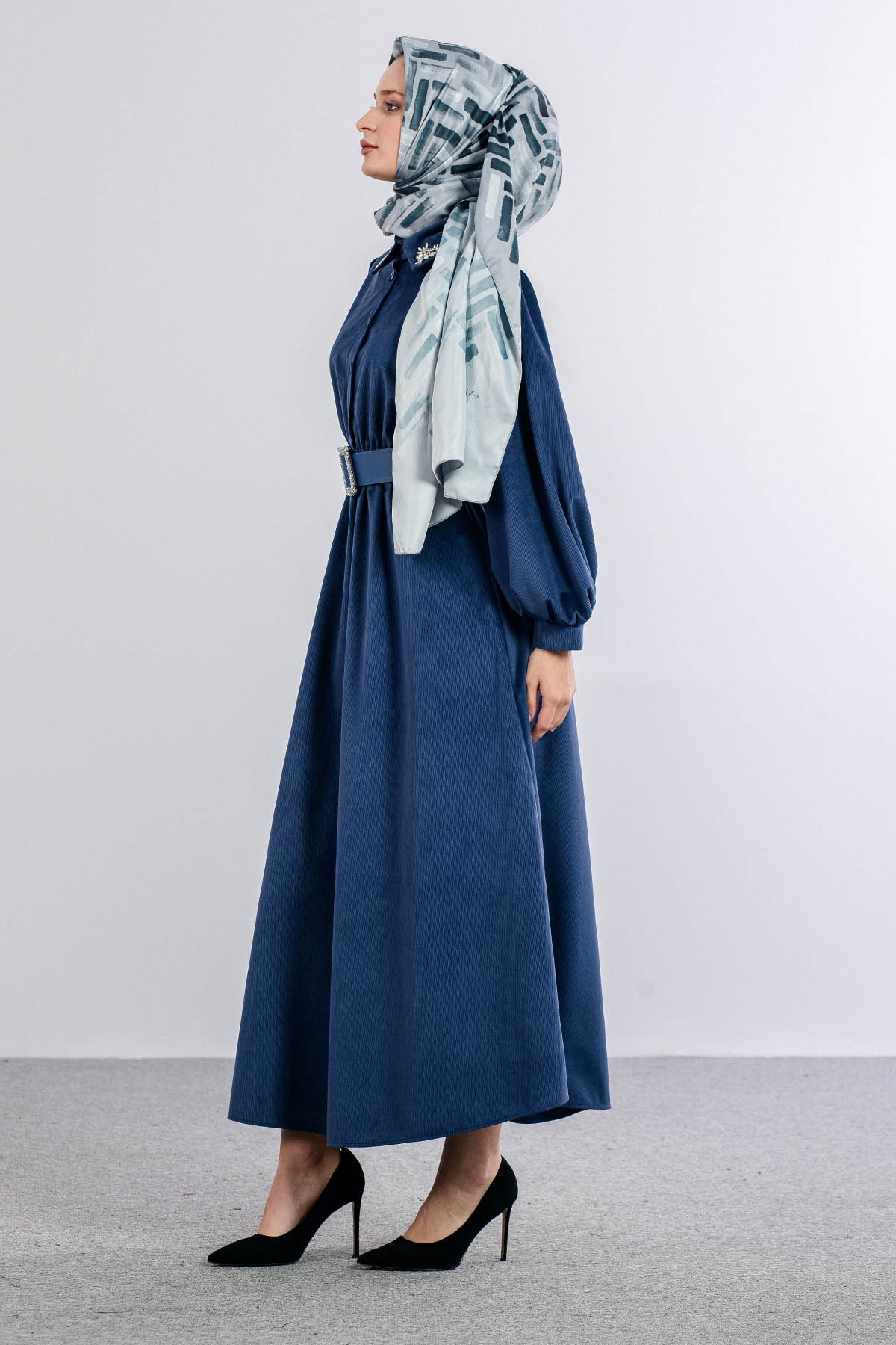 5943 Elbi̇se 38-44 Kadife Kumas Kemerli - Mavi - 4