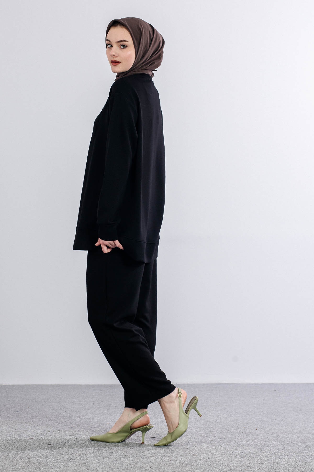 5943 Elbi̇se 38-44 Kadife Kumas Kemerli - Siyah - 4