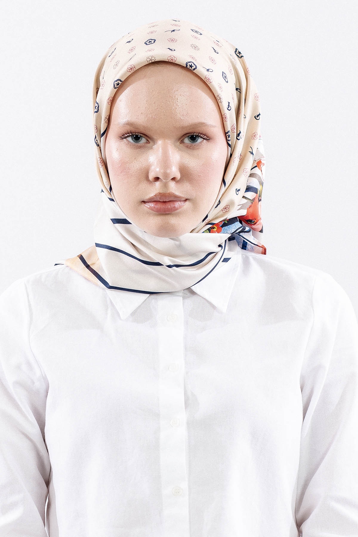 6795 İpek Eşarp 90*90 Tvil Monogram - Lacivert - 1