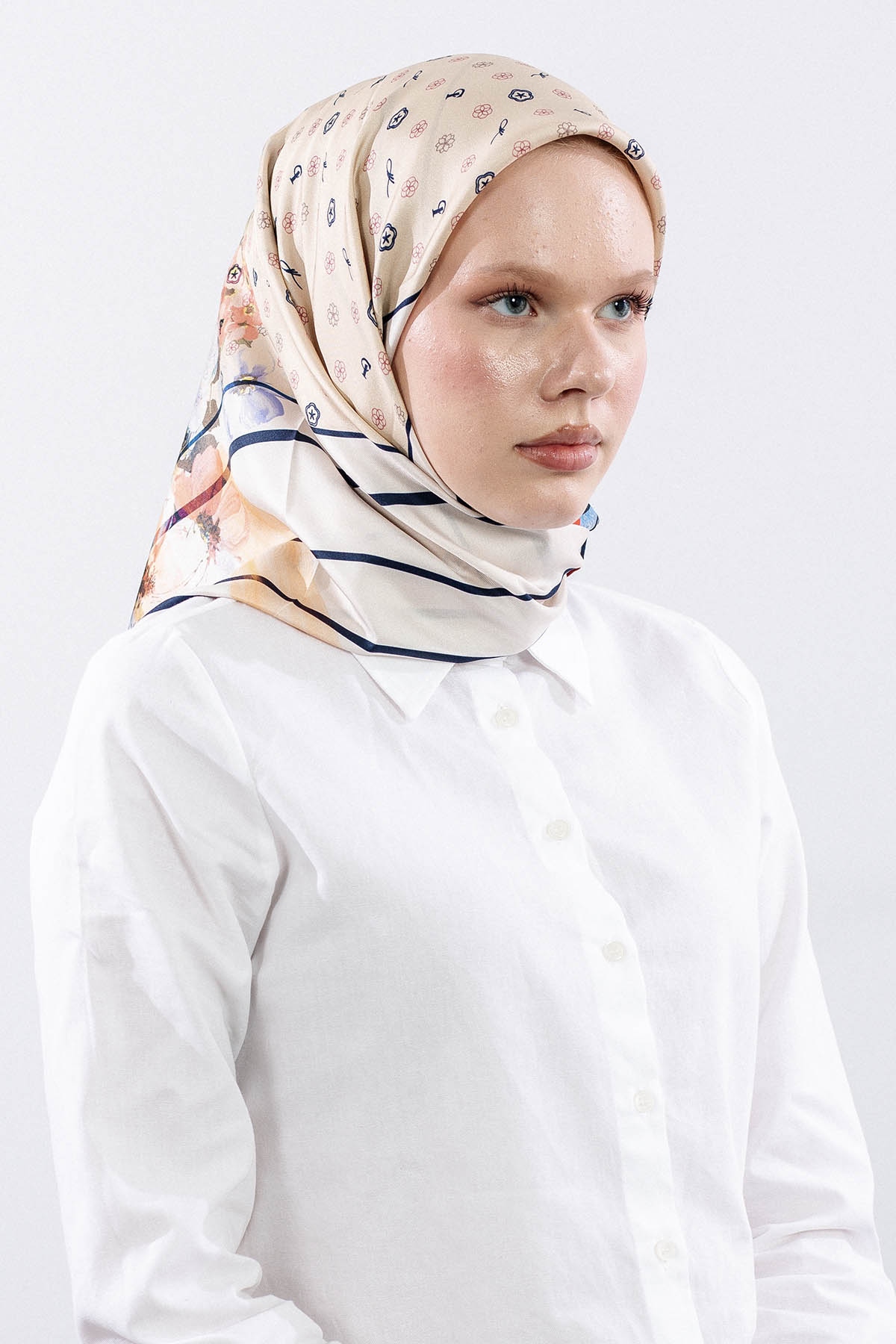 6795 İpek Eşarp 90*90 Tvil Monogram - Lacivert - 2