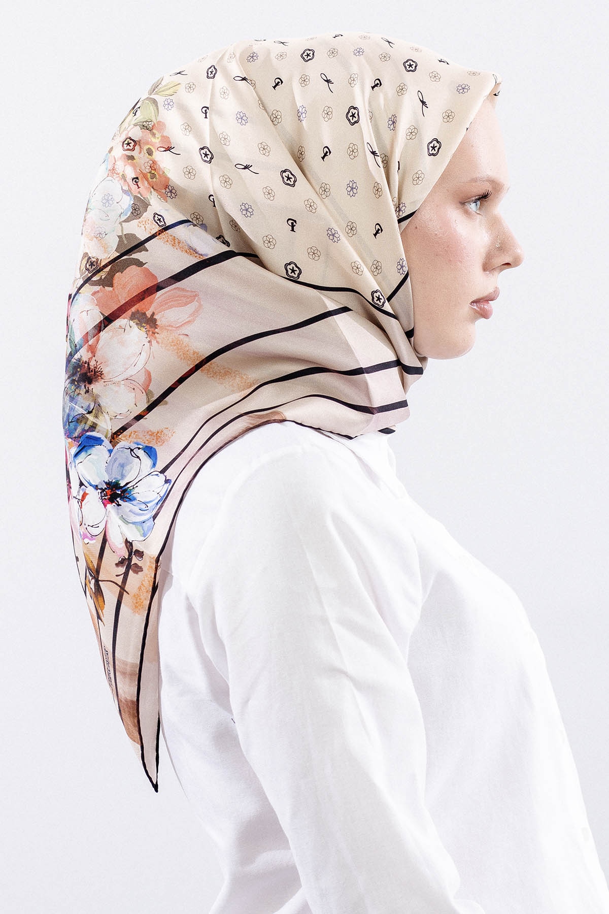 6795 İpek Eşarp 90*90 Tvil Monogram - Siyah_krem - 3