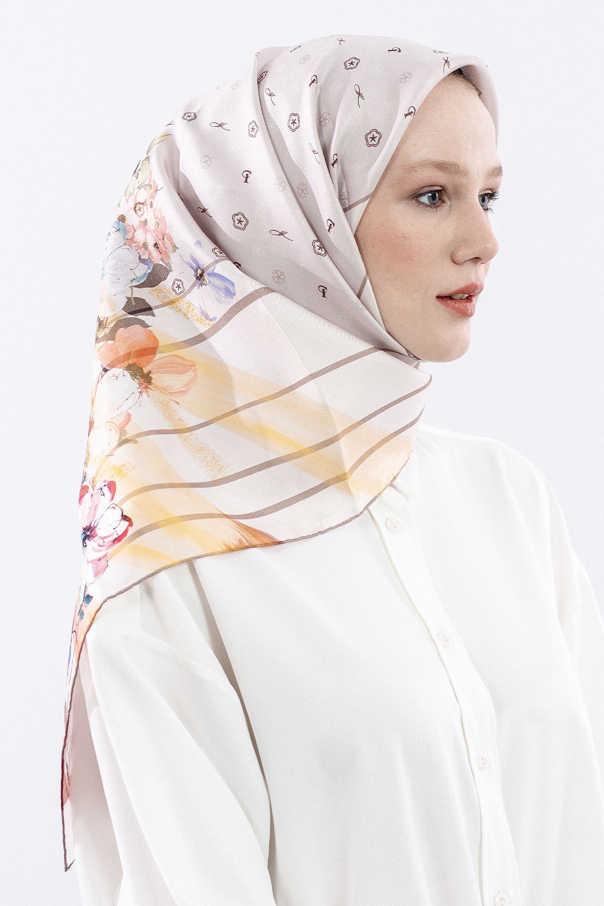 6795 Tvil İpek Eşarp Logo - Kahve-krem - 2