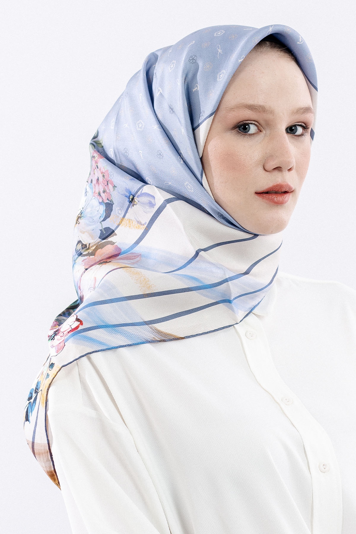 6795 Tvil İpek Eşarp Logo - Mavi - 2