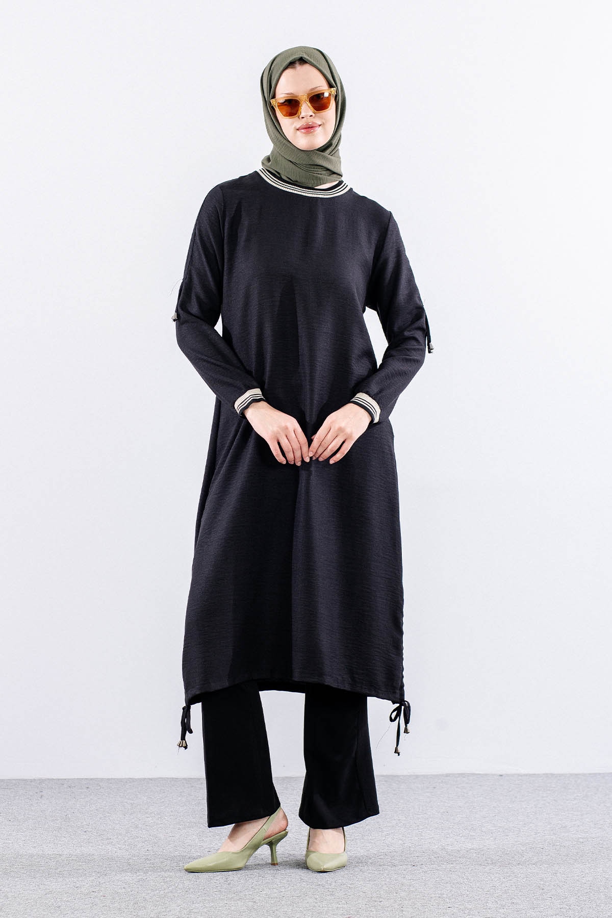 7016 Tunik 2-3-4-5 - Siyah - 1