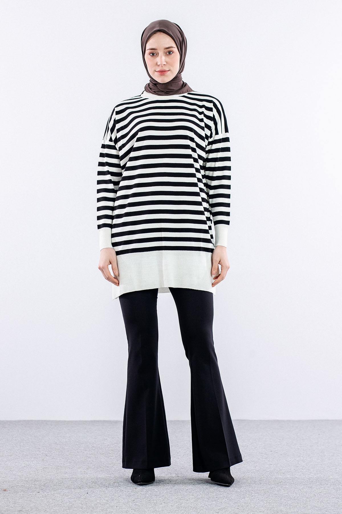 7039 çizgi örme Tunik Tek - Ekru_siyah - 1