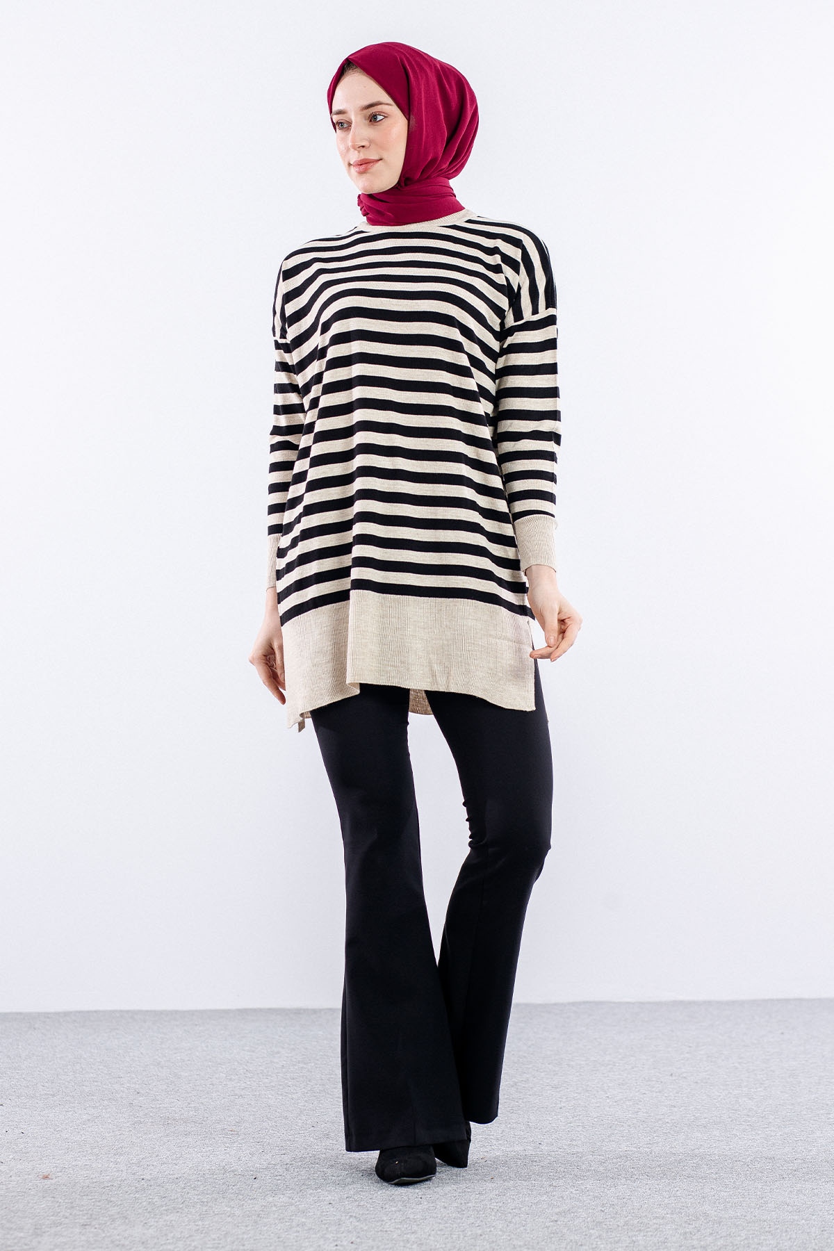 7039 çizgi örme Tunik Tek - Siyah_bej - 1