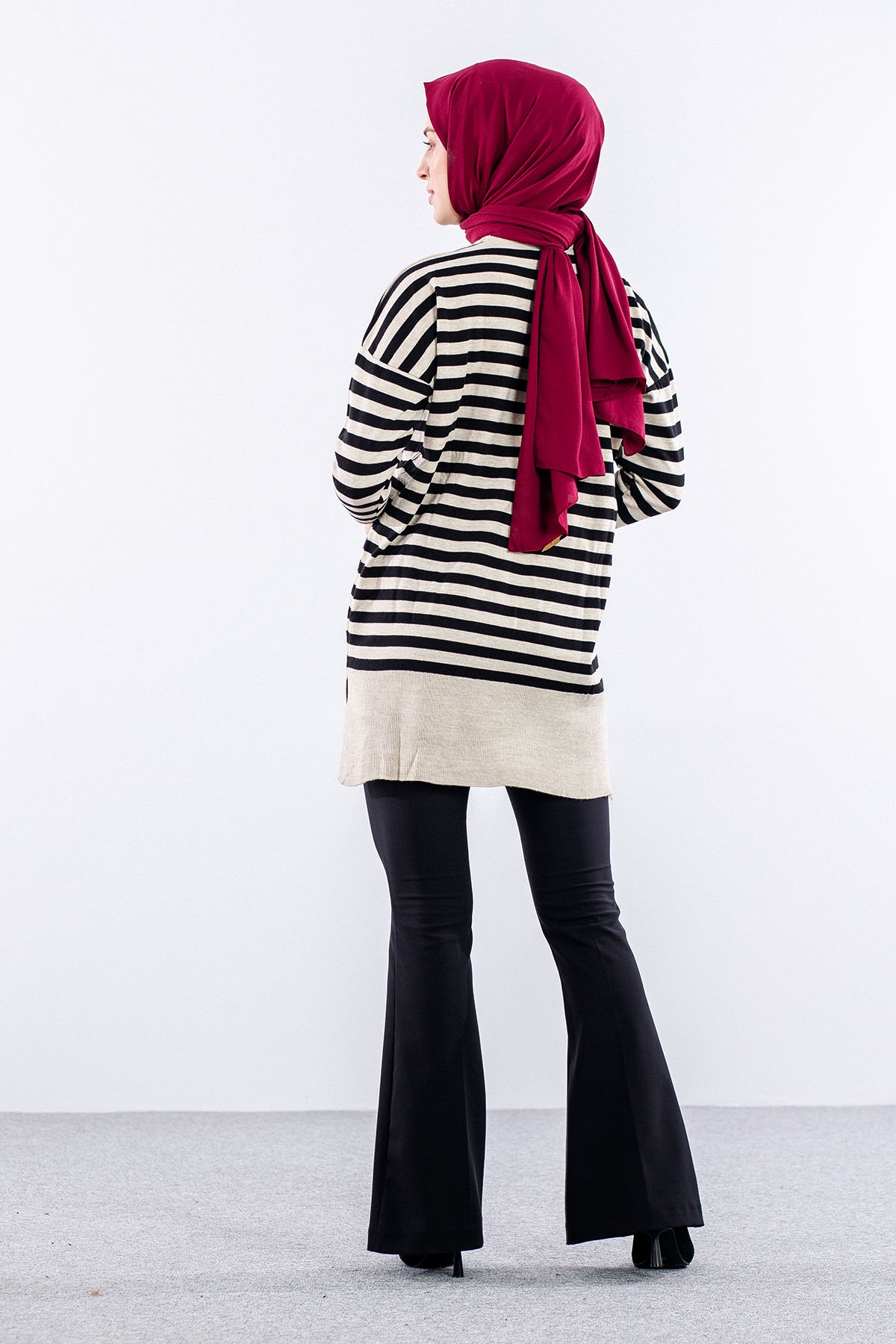 7039 çizgi örme Tunik Tek - Siyah_bej - 4