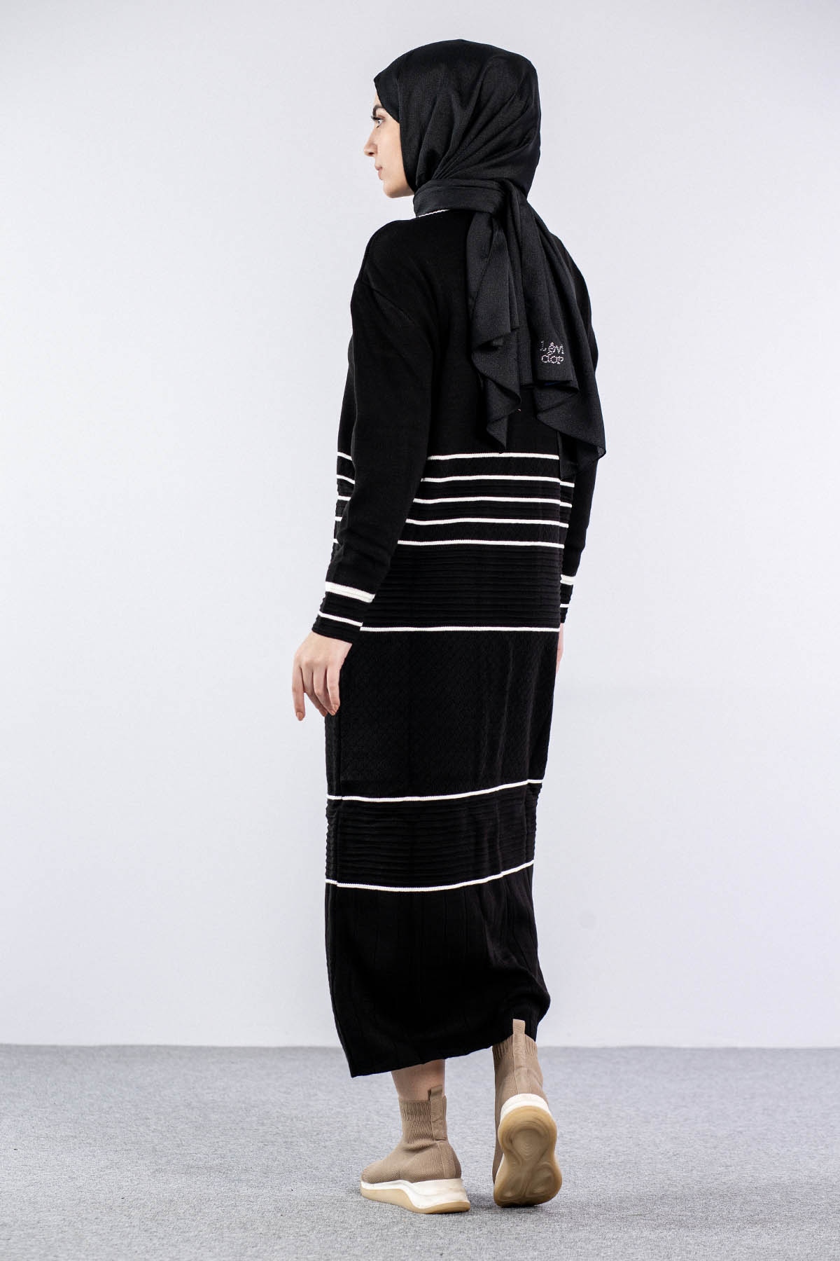 7070 Triko Elbise Tek - Siyah_beyaz - 4