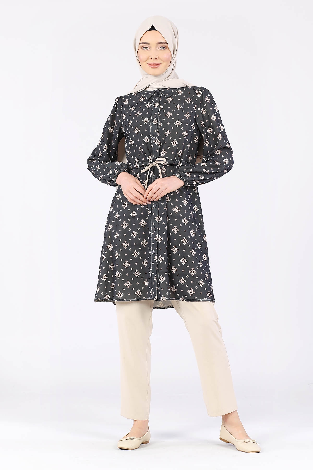 Önü Kuşaklı Pantolonlu Takım Siyah - 2