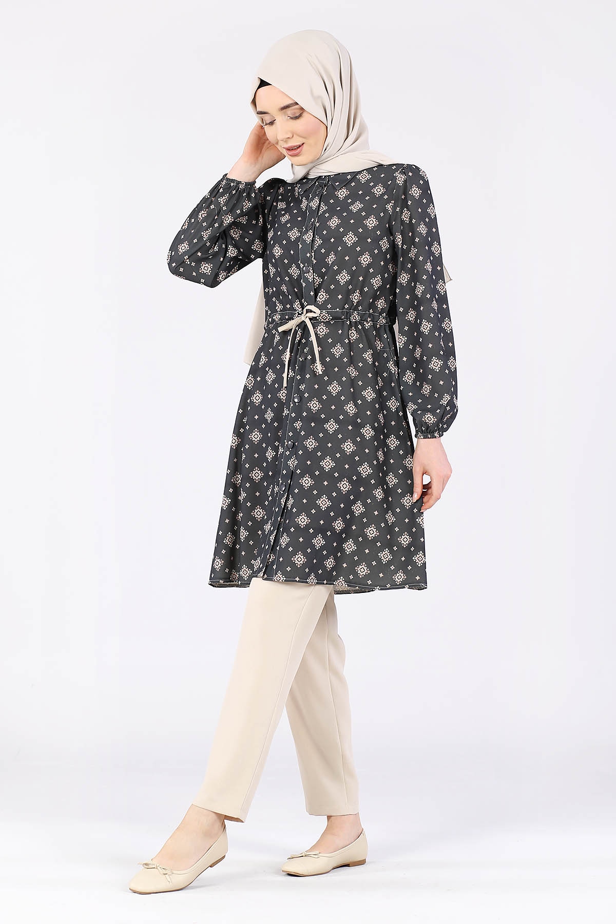 Önü Kuşaklı Pantolonlu Takım Siyah - 3