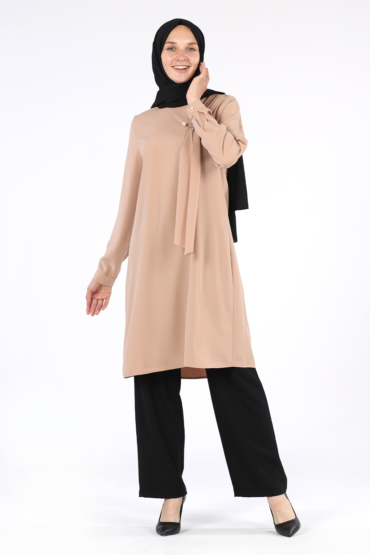 Broş Detaylı Tunik Camel - 2