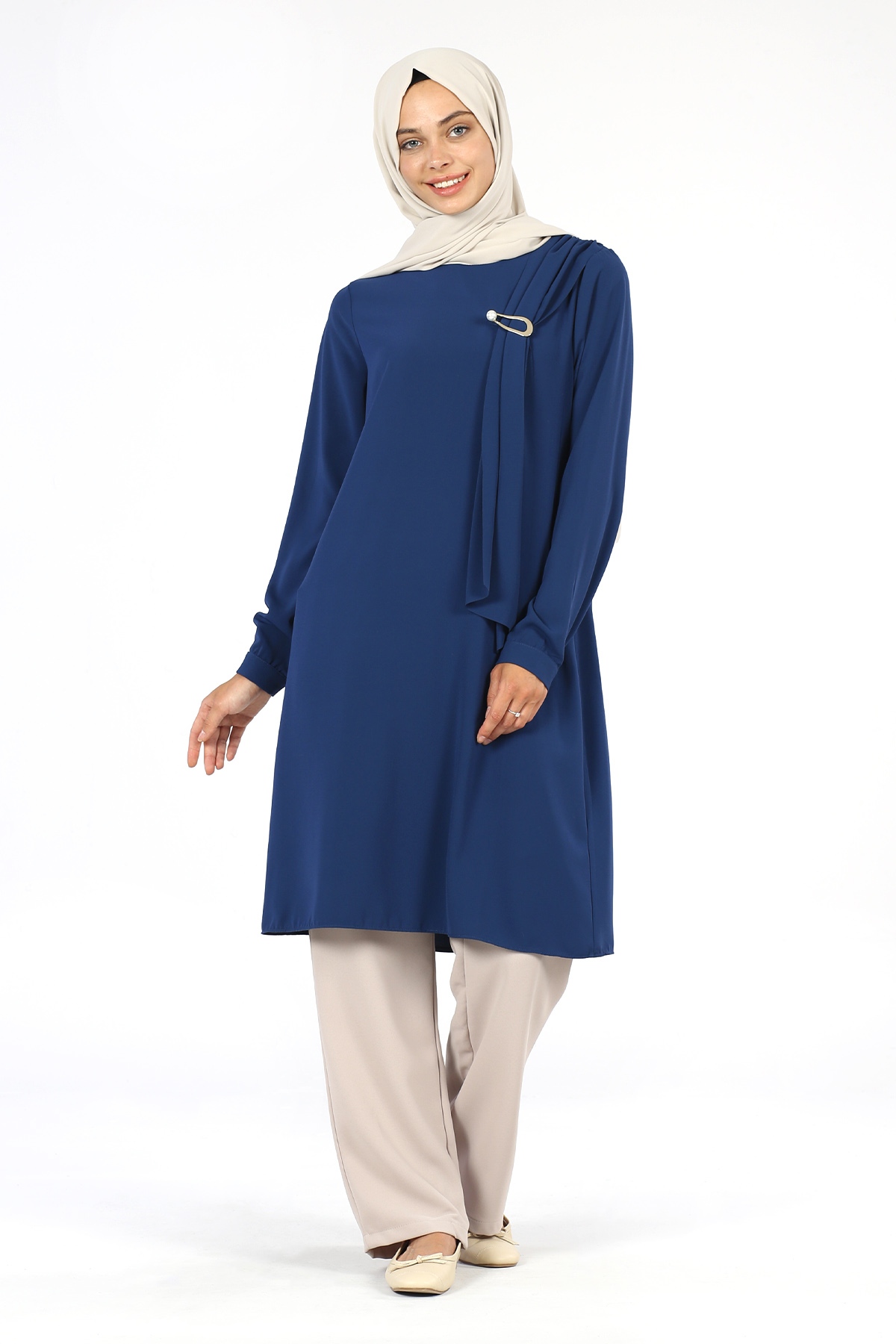 Broş Detaylı Tunik İndigo - 1