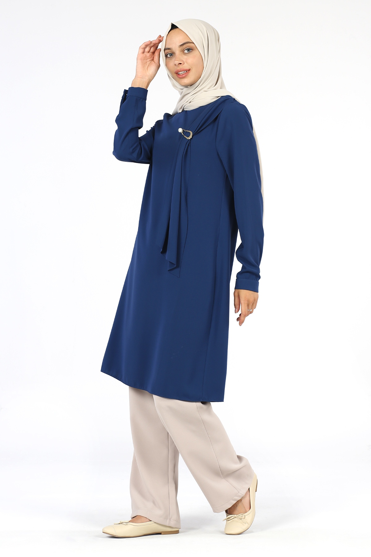 Broş Detaylı Tunik İndigo - 3