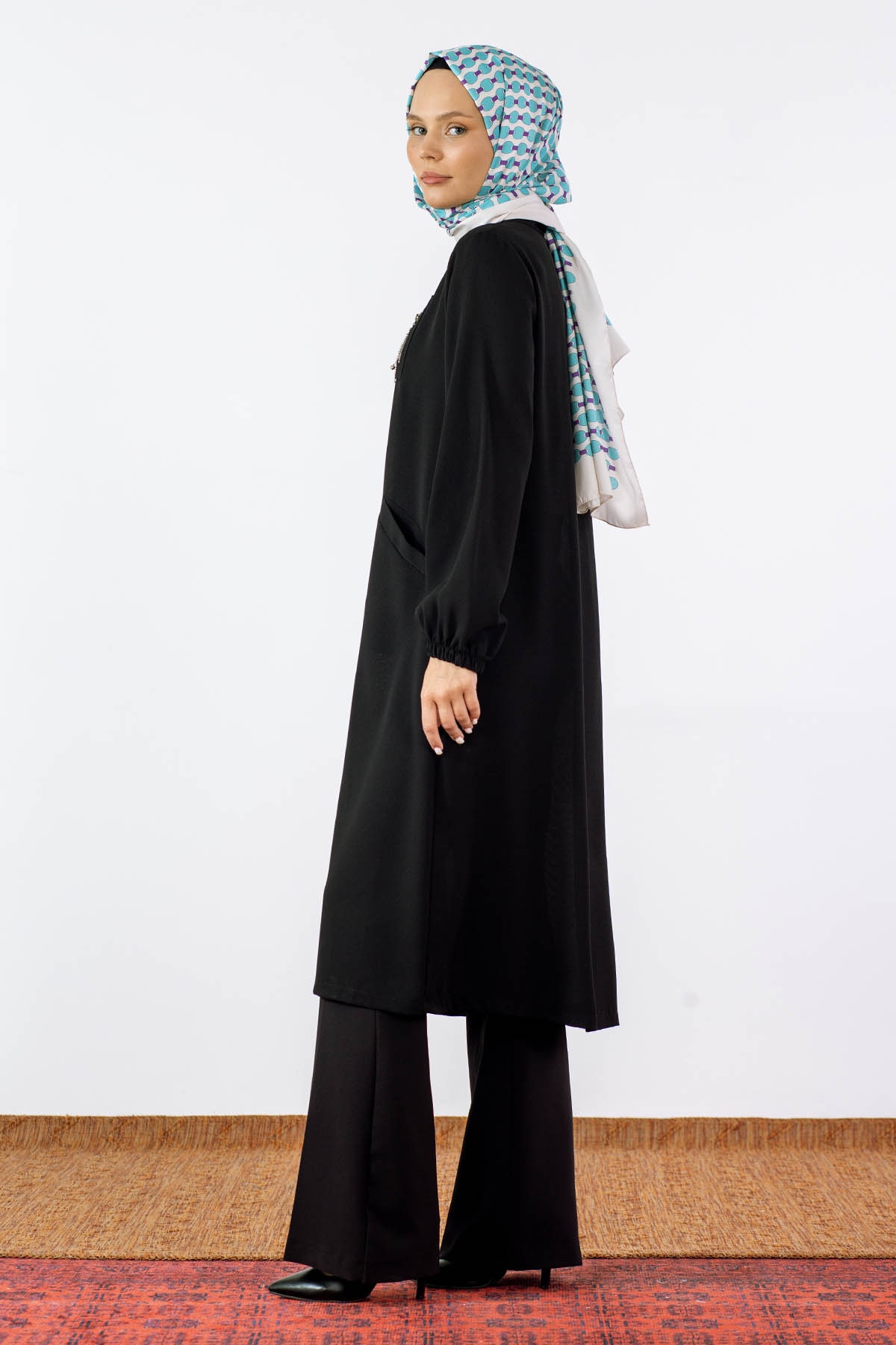 7637 Kap 42-50 - Siyah - 3