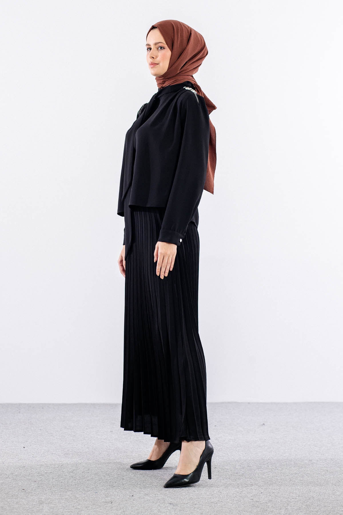 7711 E.takim 40-48 Plıse Etek - Siyah - 5