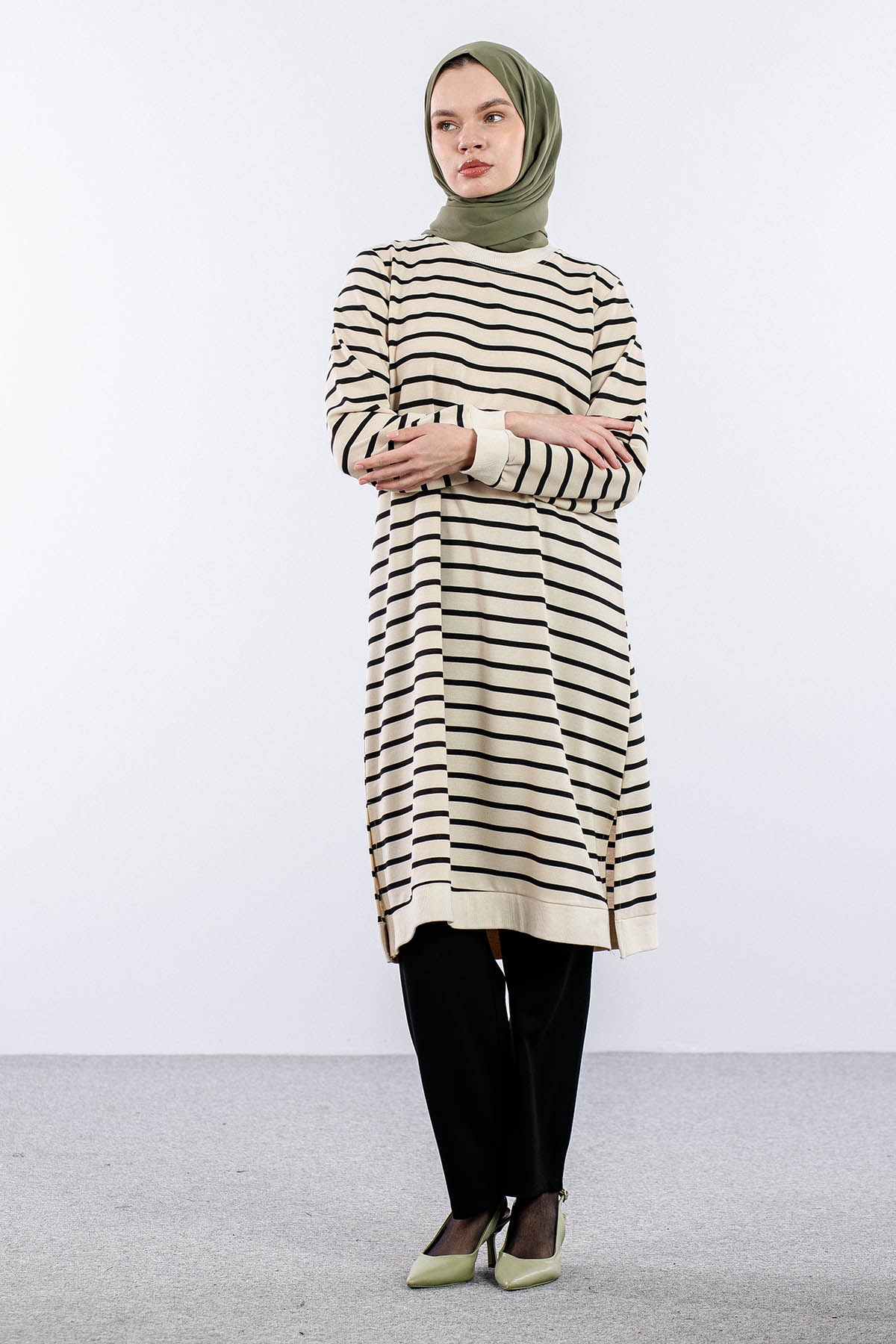 8043 Tunik 42-50 Cizgili Desen - Bej_siyah - 2