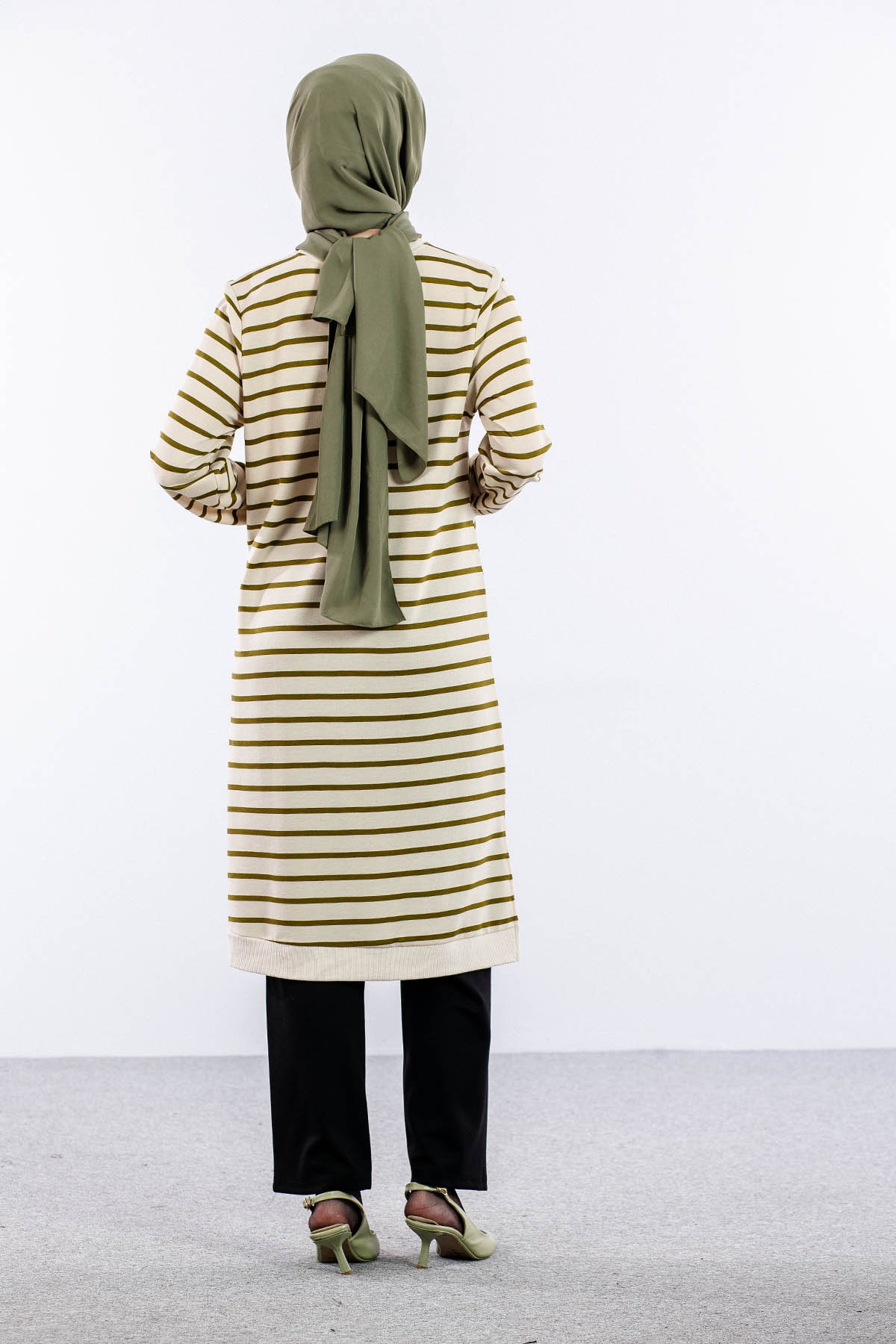 8043 Tunik 42-50 Cizgili Desen - Bej_yesil - 5