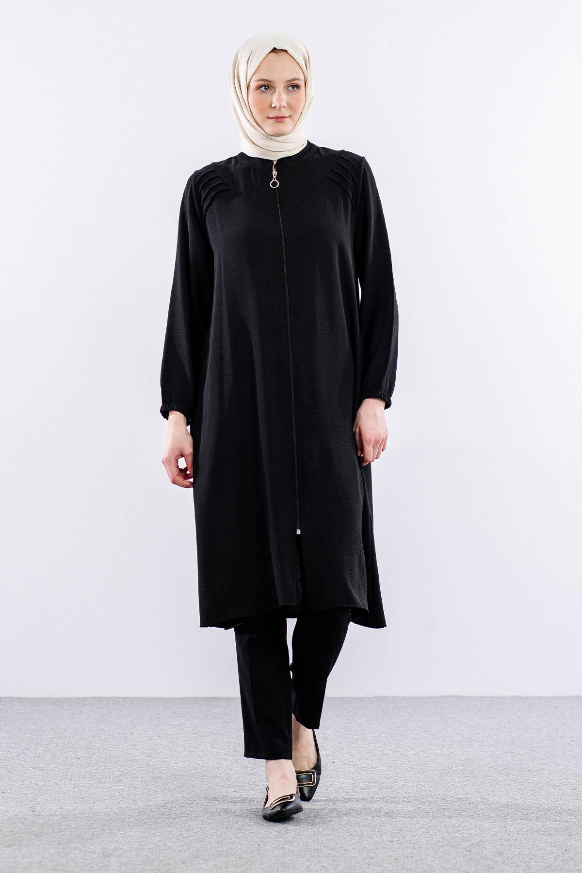 8273 Kap 44-52 Ae - Siyah - 1