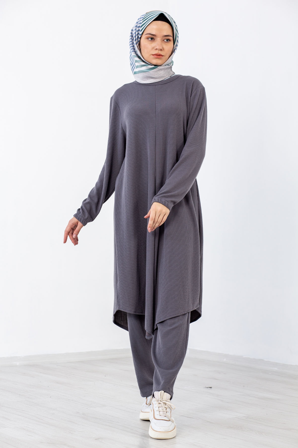 8276 Takim 44-50 Kly - Gri - 1