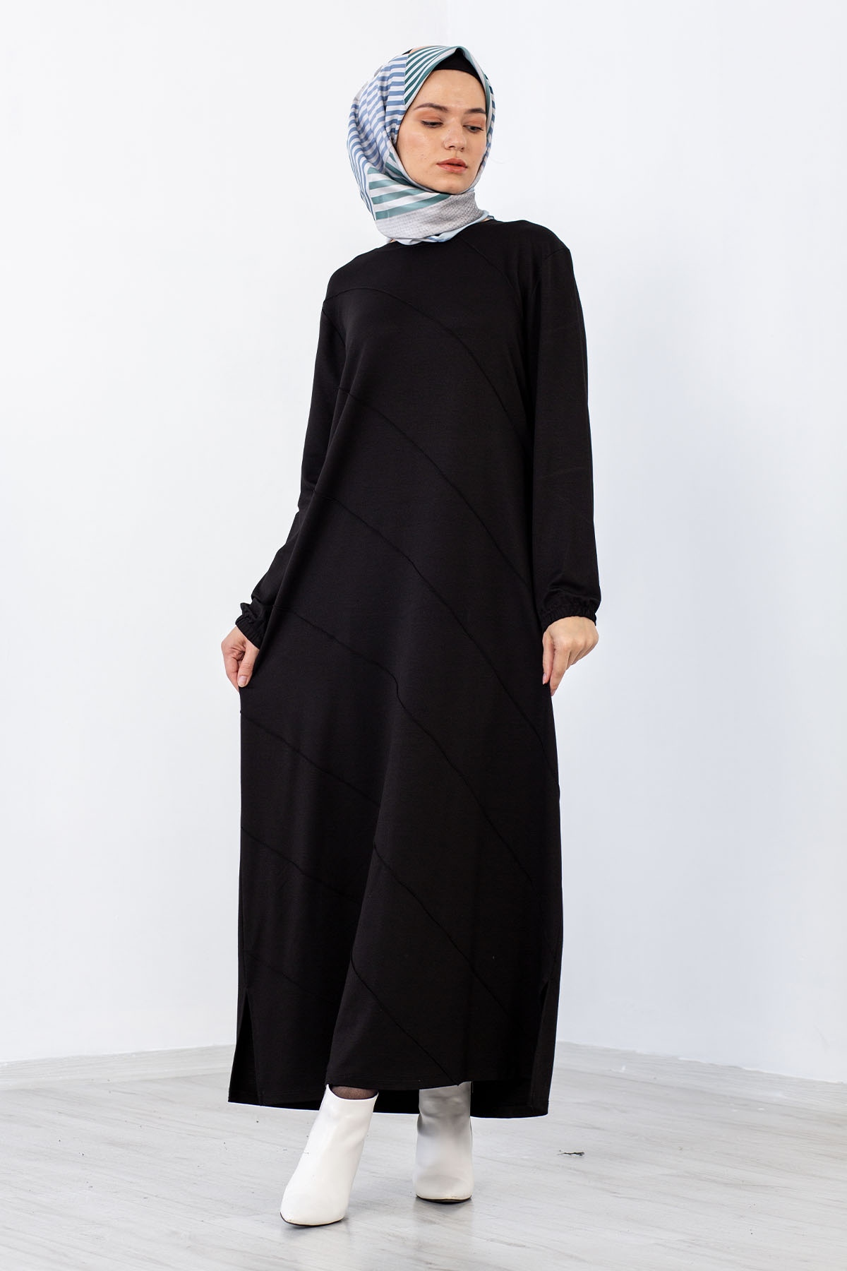 8290 Elbise 44-52 çima - Siyah - 1