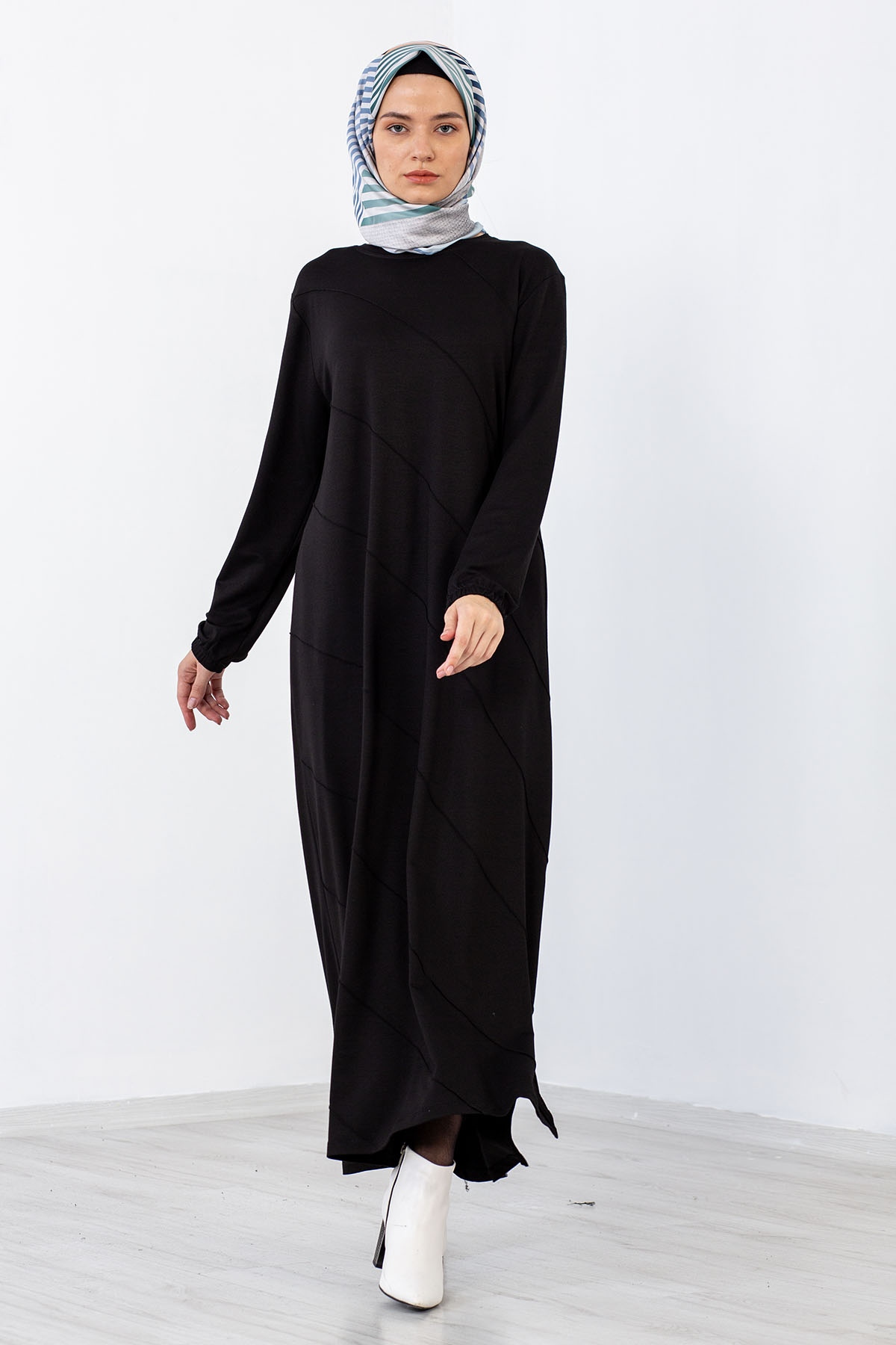 8290 Elbise 44-52 çima - Siyah - 2