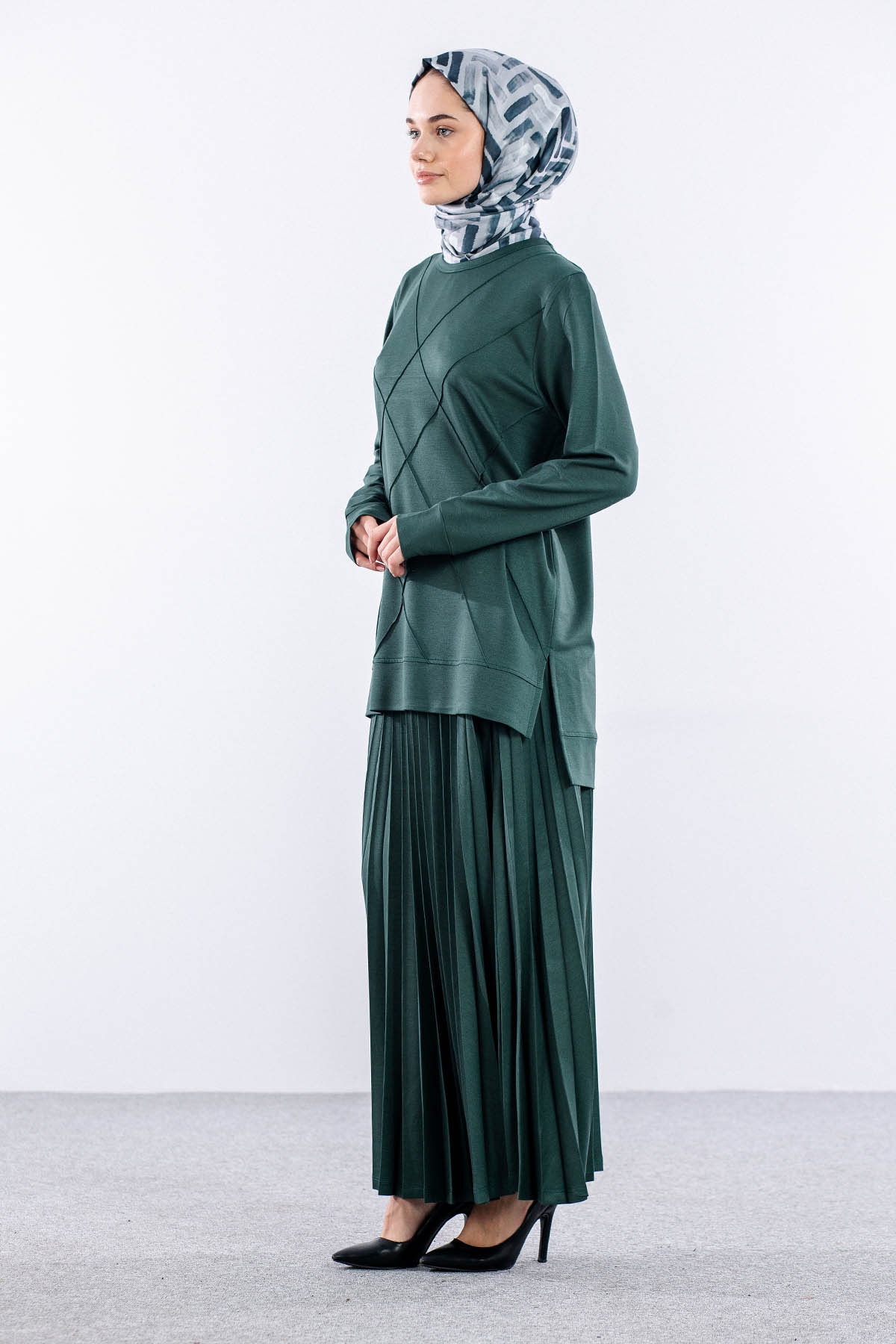 8301 E.takim 44-50 - Zumrut - 3