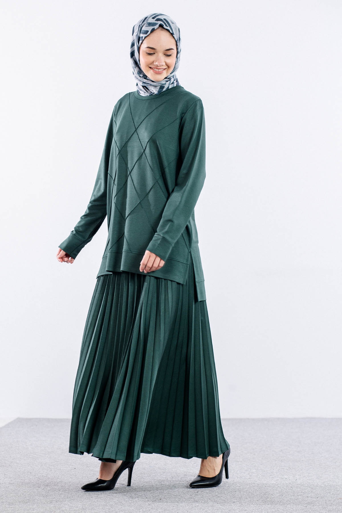 8301 E.takim 44-50 - Zumrut - 4