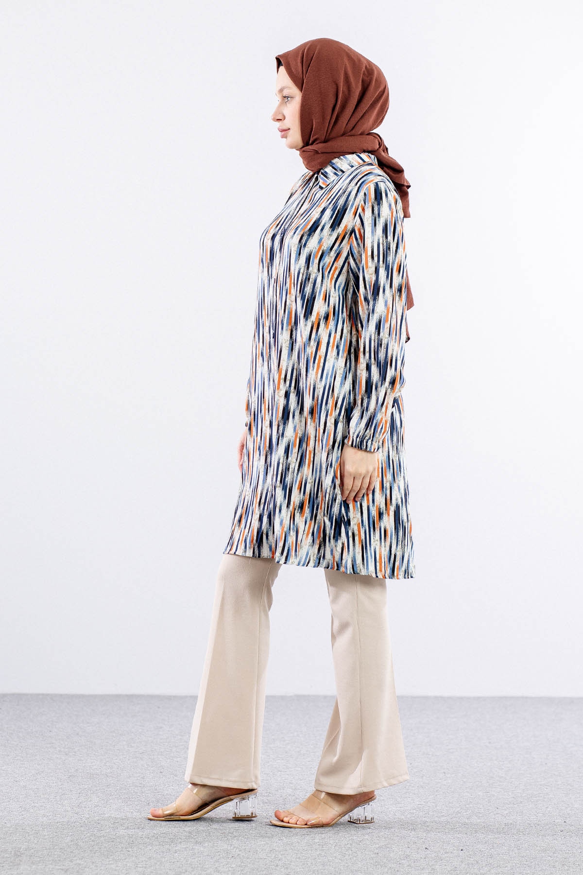 8429 Tunik 44-52 - Krem_laci - 2