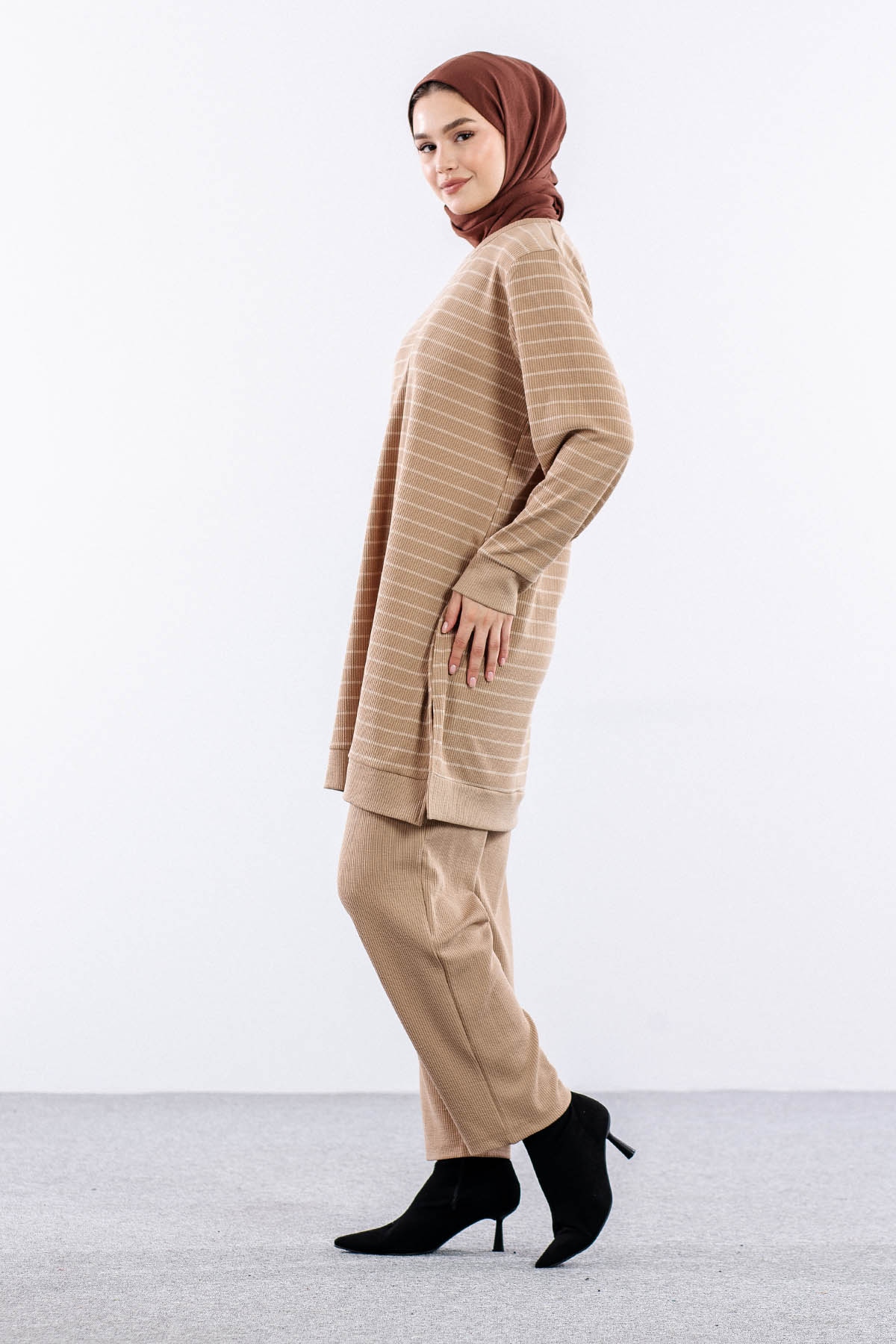 8444 Takim 44-52 çzg - Bej - 3