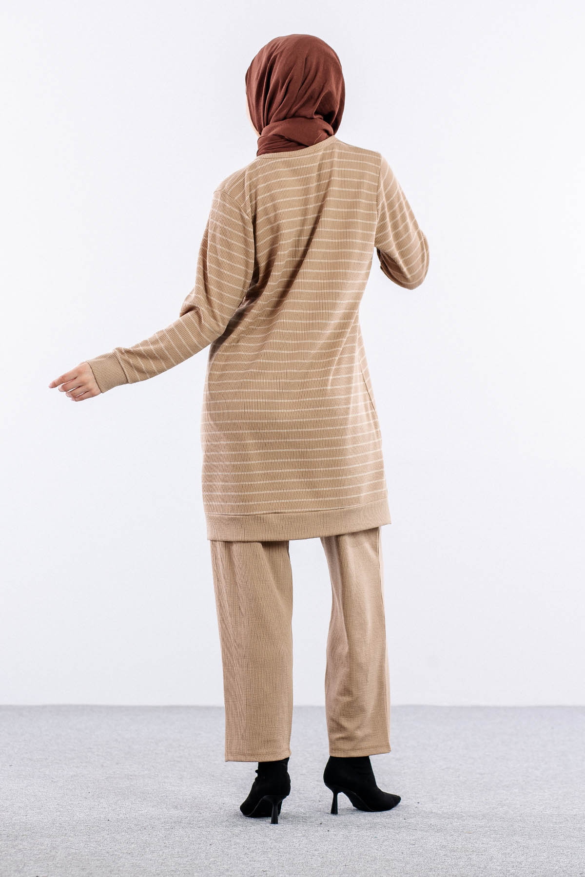 8444 Takim 44-52 çzg - Bej - 5