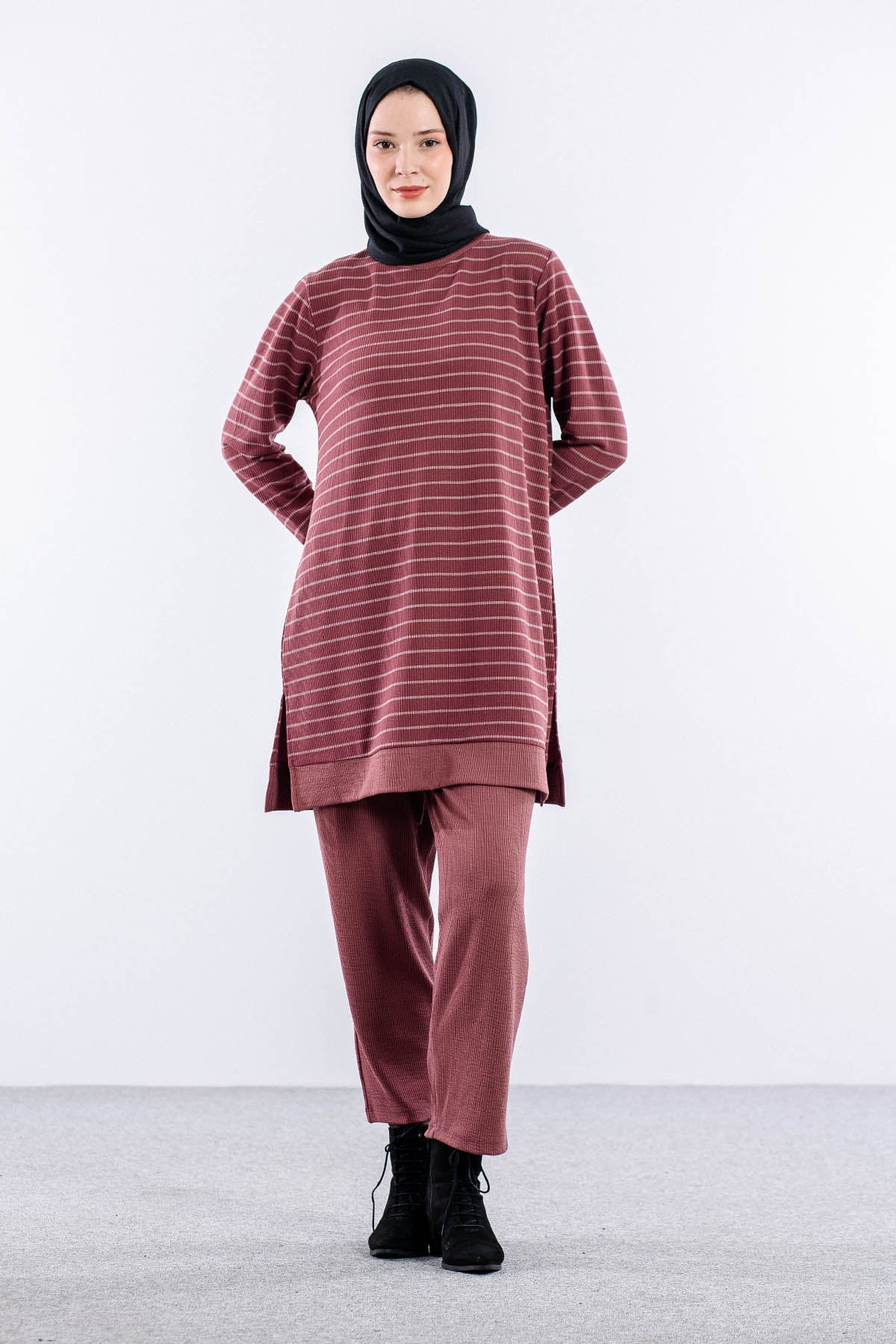 8444 Takim 44-52 çzg - Gul - 2