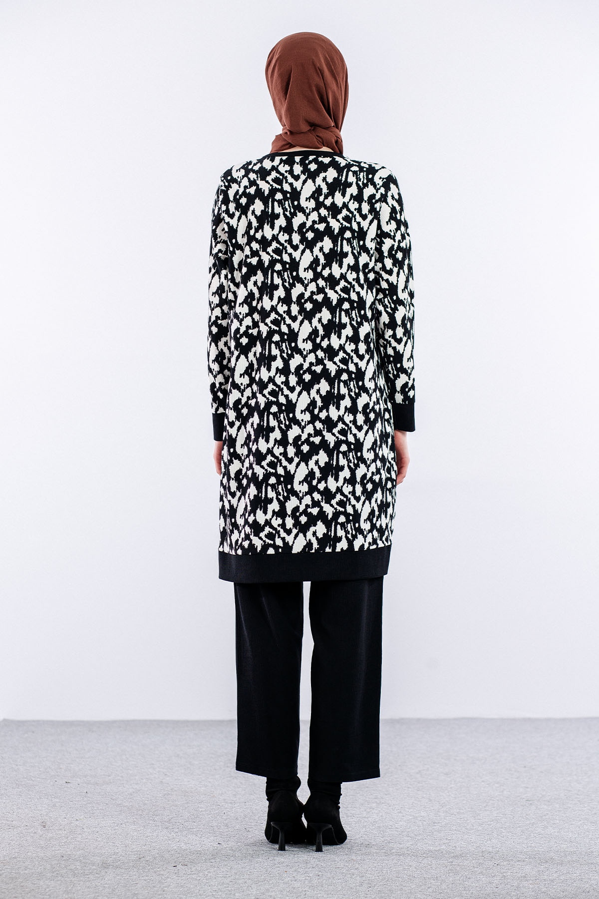 8459 Takim 44-50 Leopar - Siyah_beyaz - 4