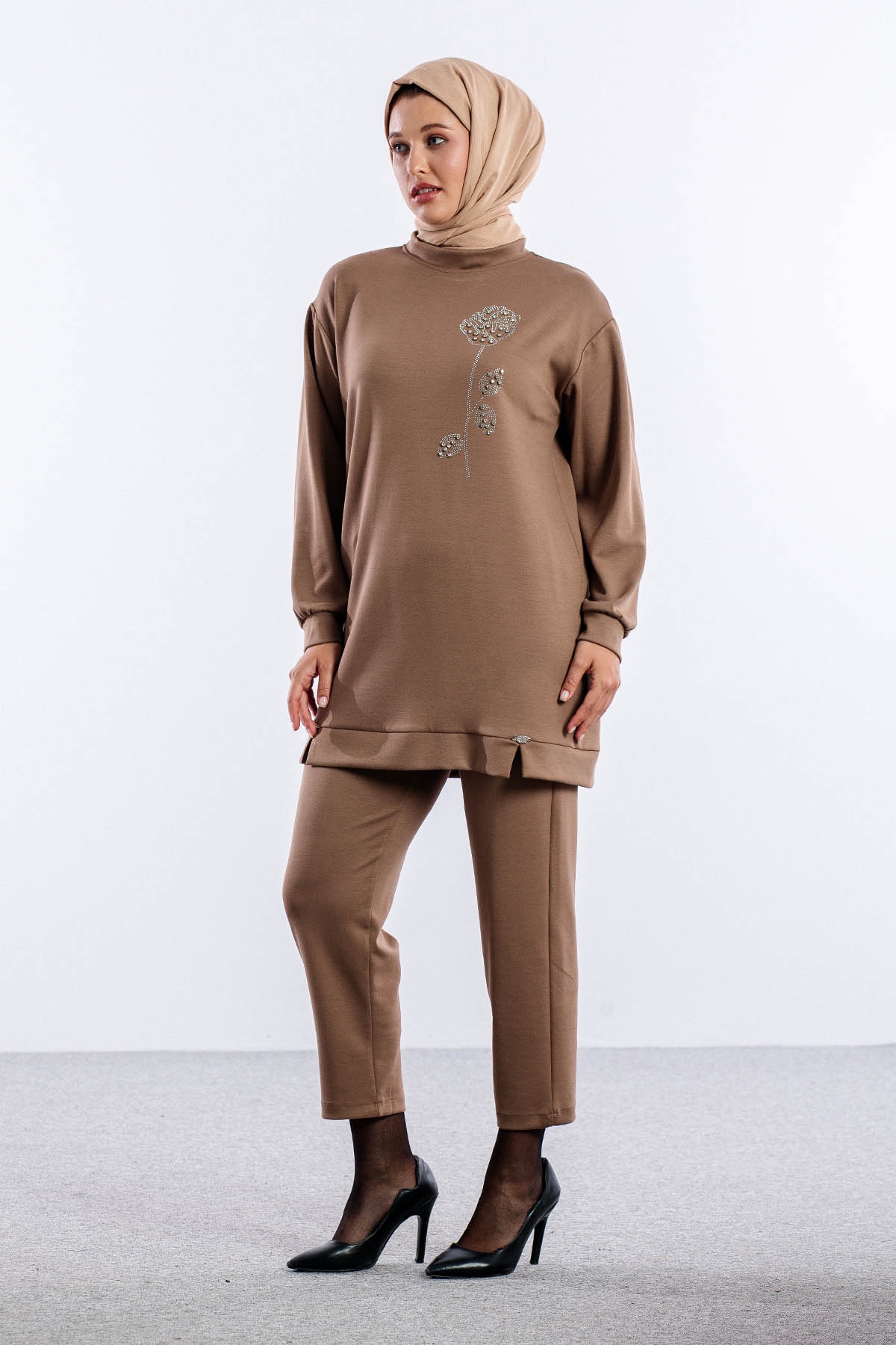 8660 Takim 38-46 Omuzda Gul Desen Tas - S_kahve - 1